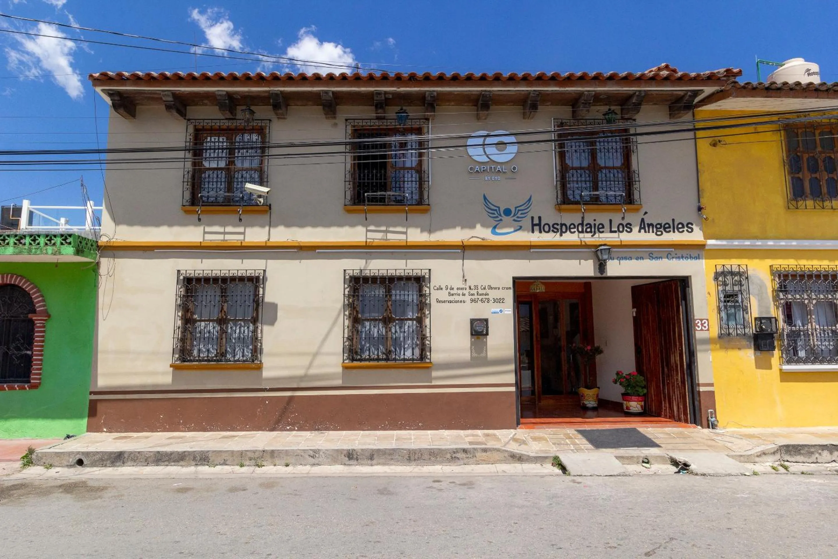 Facade/entrance in Capital O Hospedaje Los Angeles San Cristobal De Las Casas