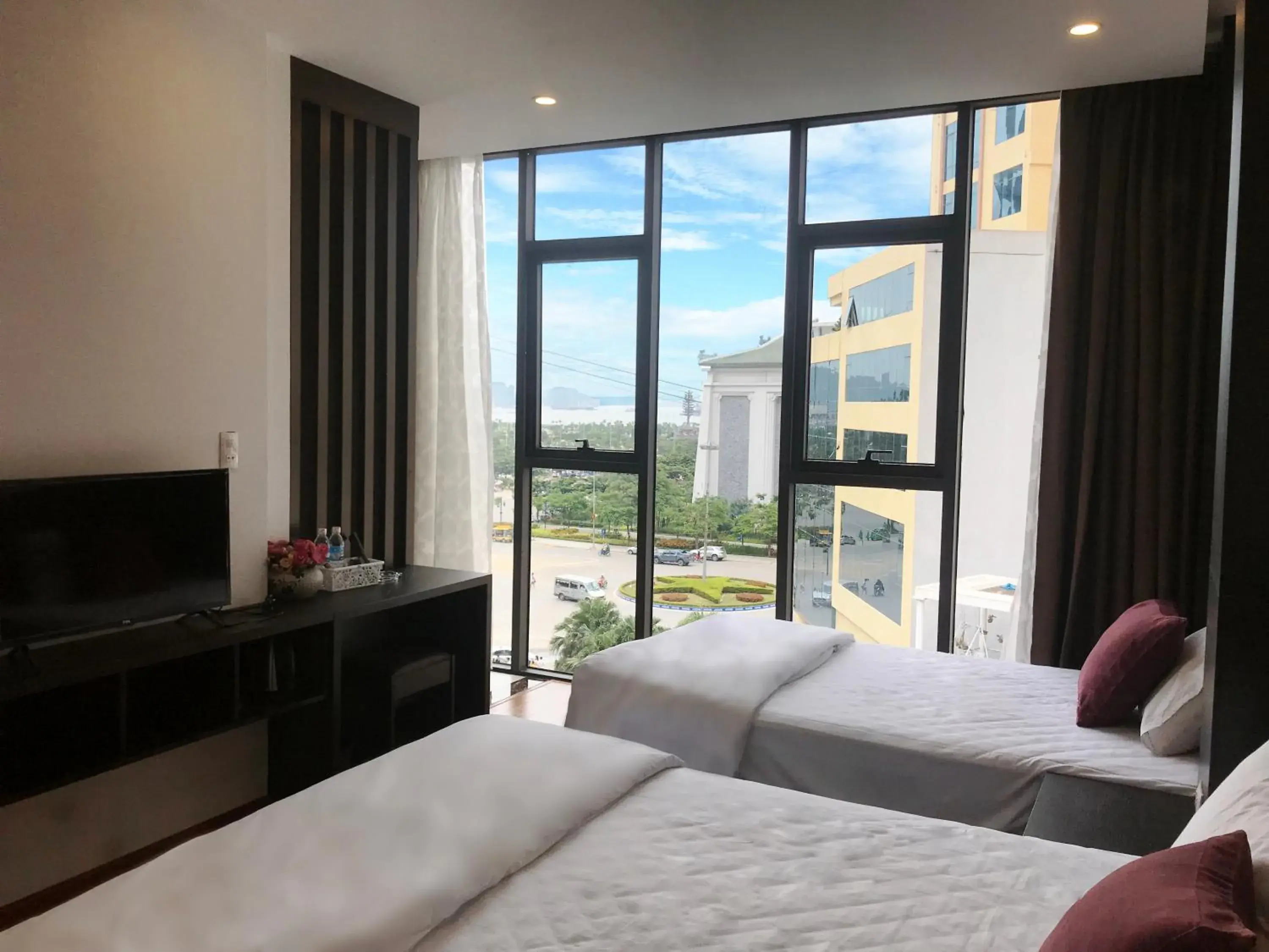 Double or Twin Room with Sea View in Ivy Hotel Bai Chay Ha Long Double or Twin Room with Sea View in Ivy Hotel Bai Chay Ha Long