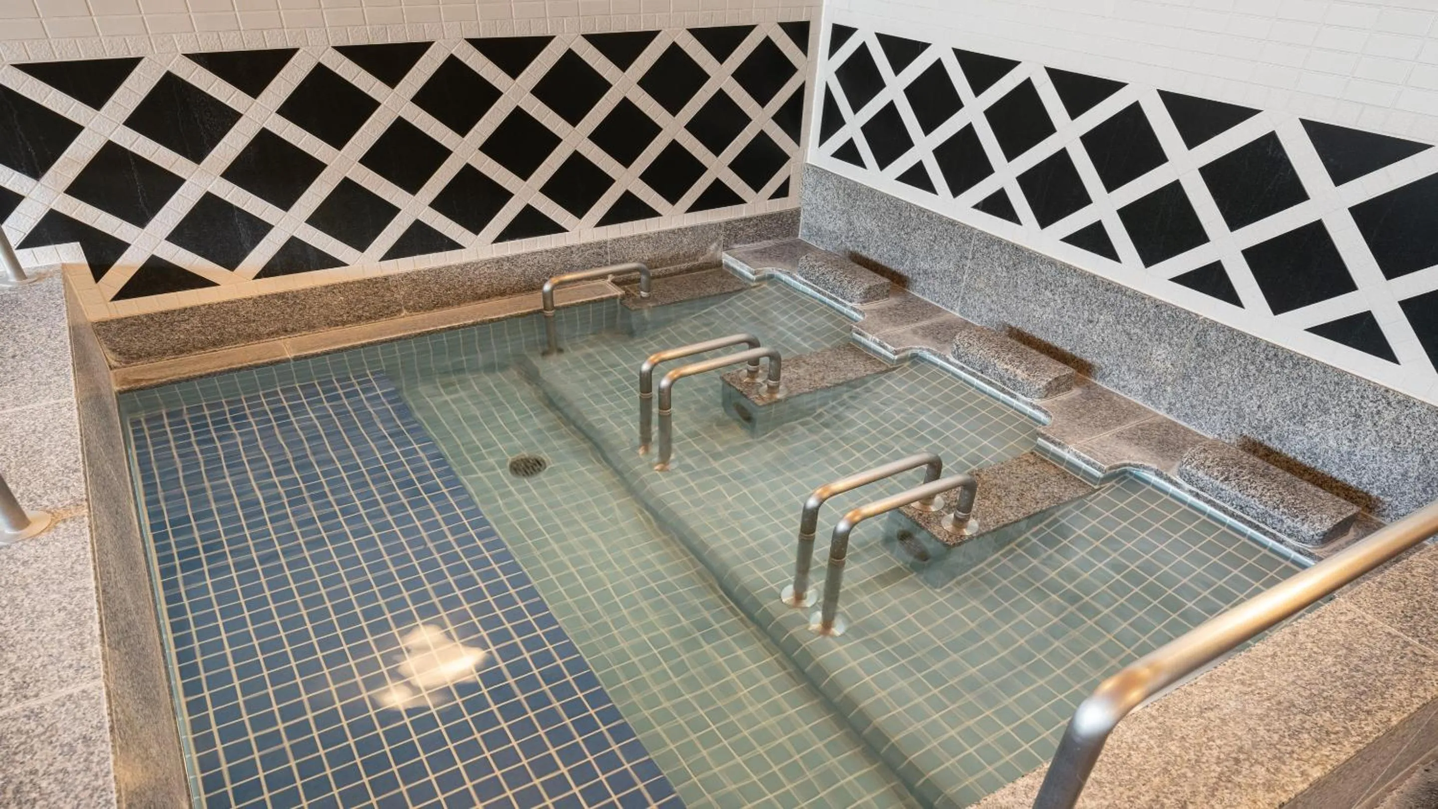 Public Bath in KAMENOI HOTEL Atami Annex