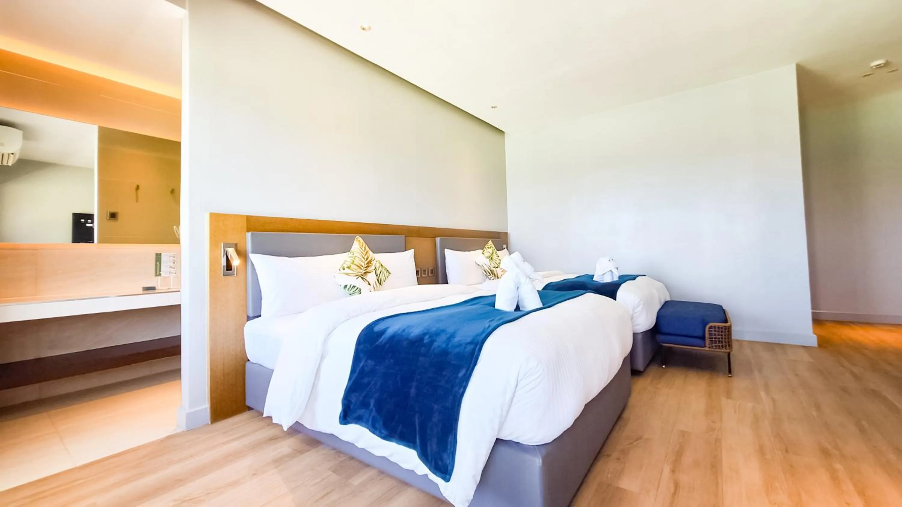 Bedroom, Bed in Pinnacle Boracay