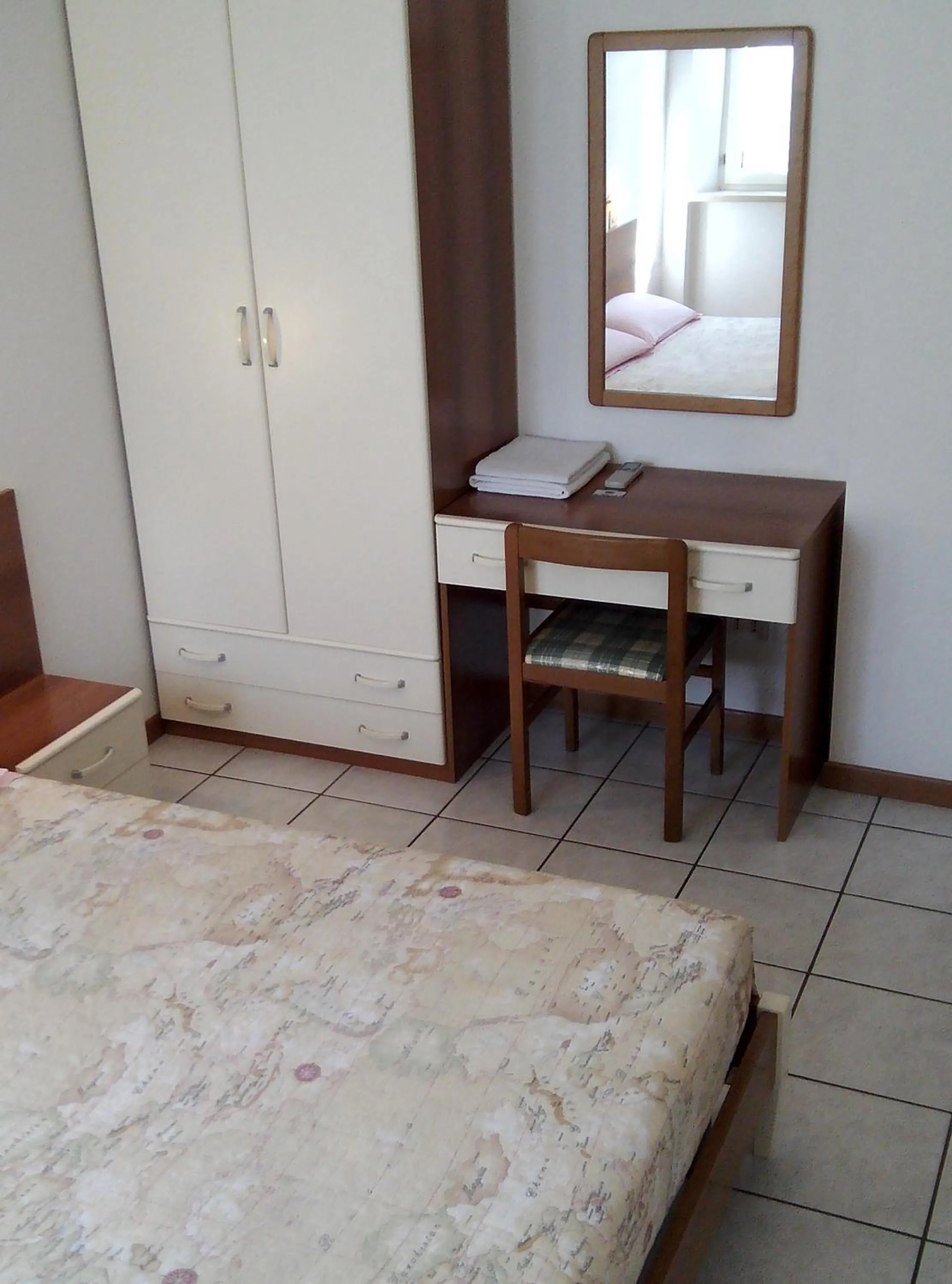 Decorative detail, Bed in Bed & Breakfast Bompadre