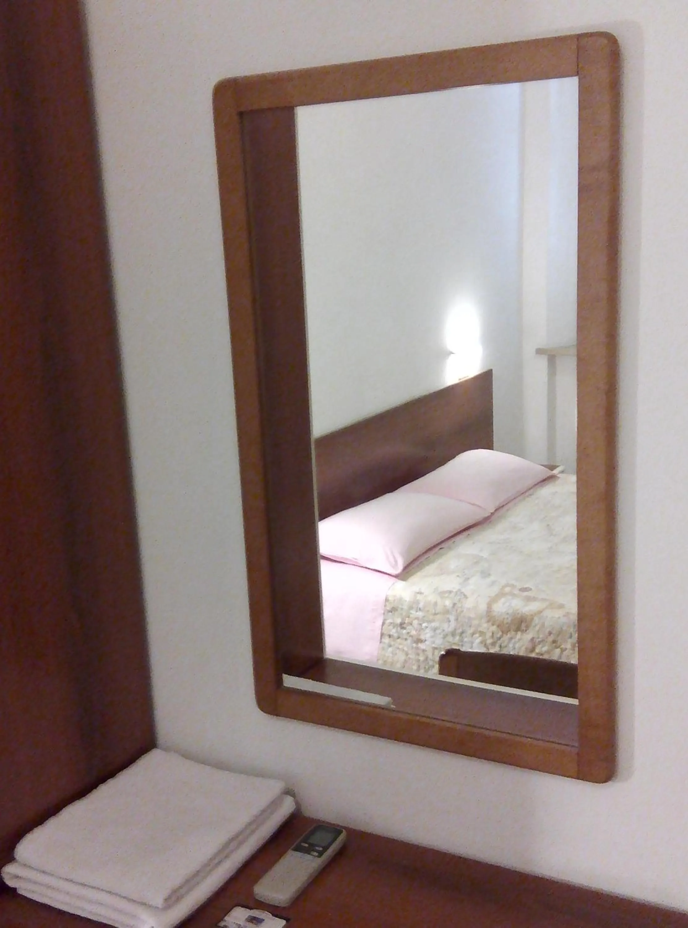 Decorative detail, Bed in Bed & Breakfast Bompadre