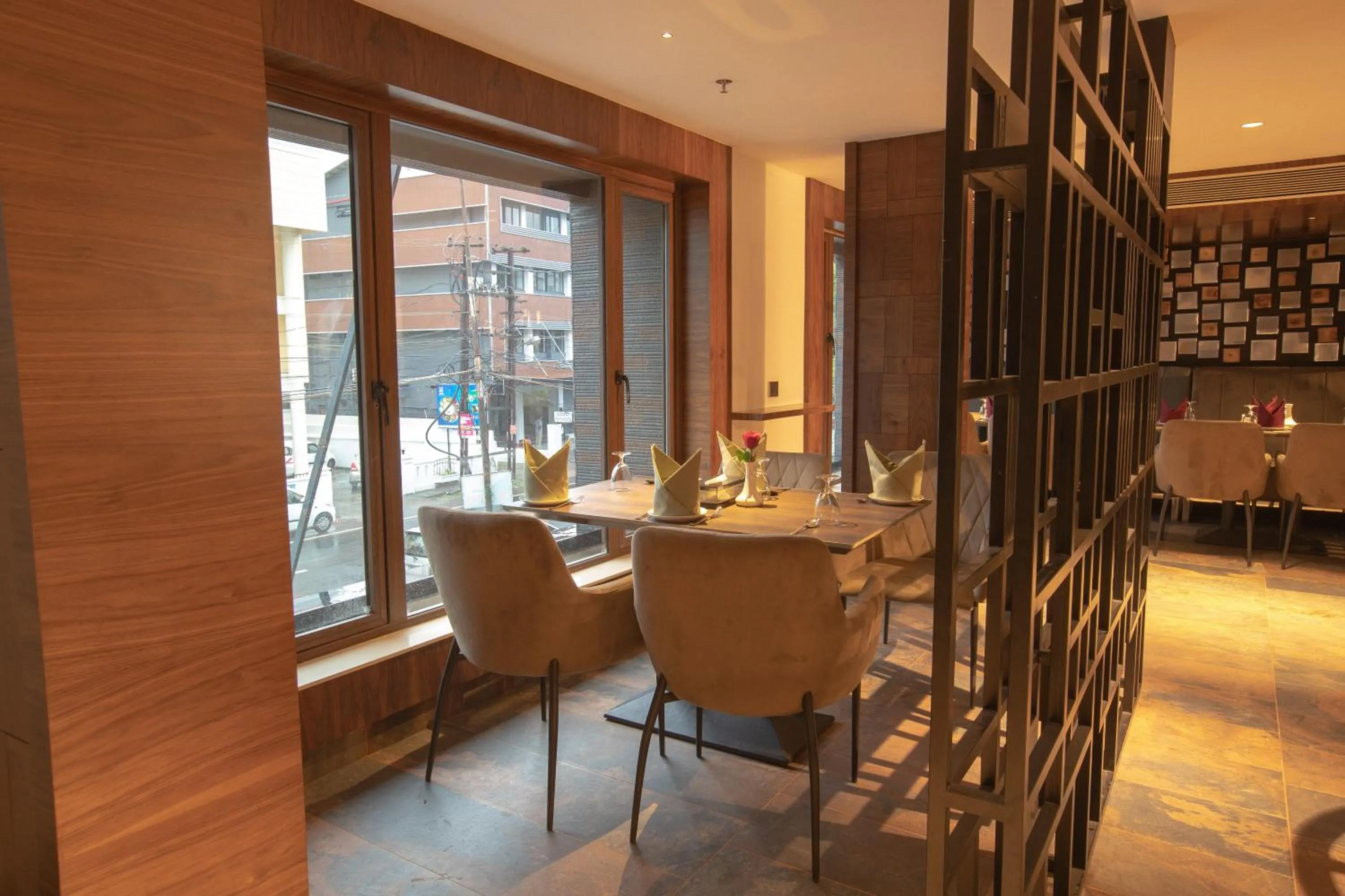 Dining area in Hotel Span International