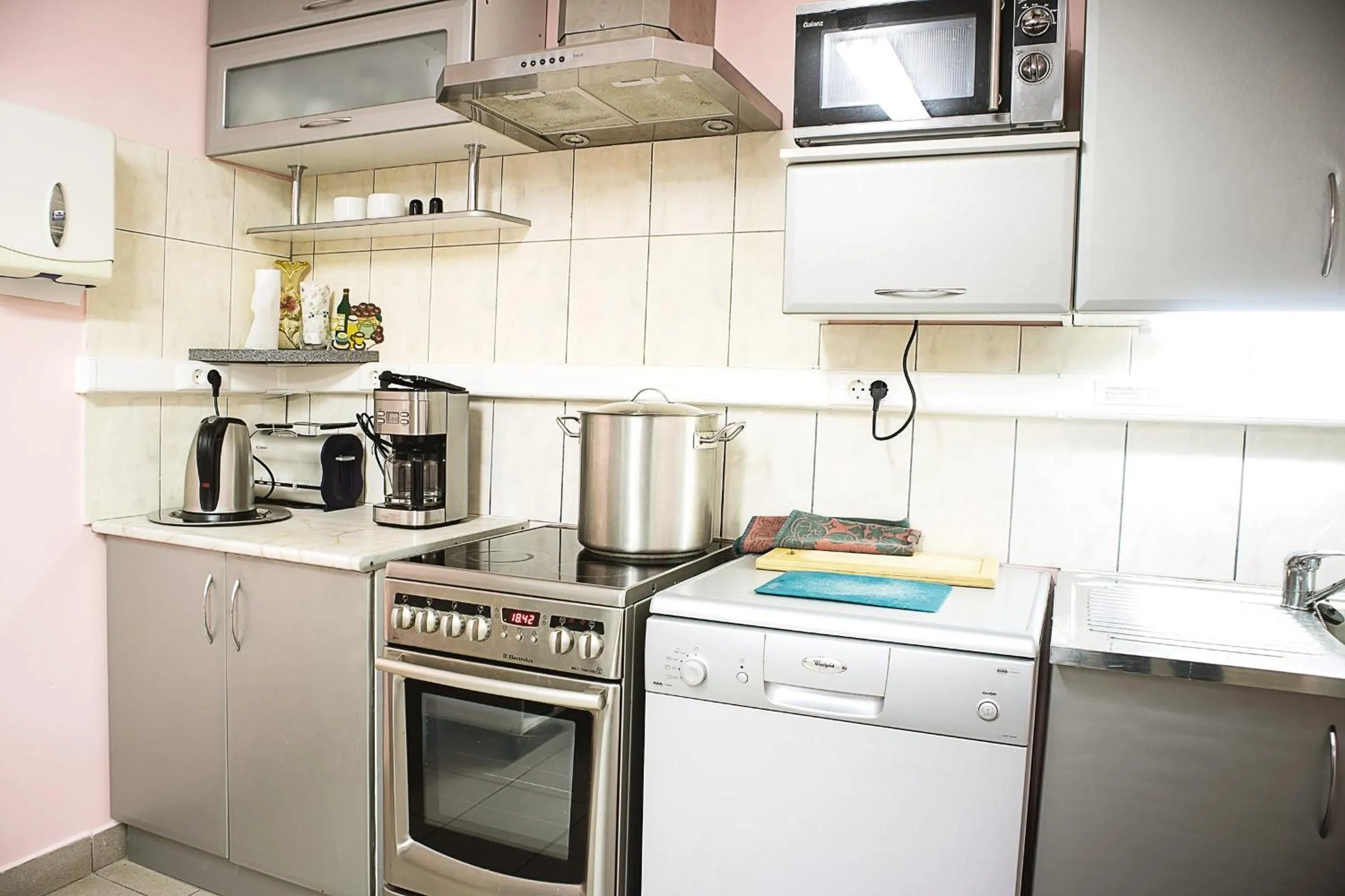 Communal kitchen in Valaste Puhkeküla