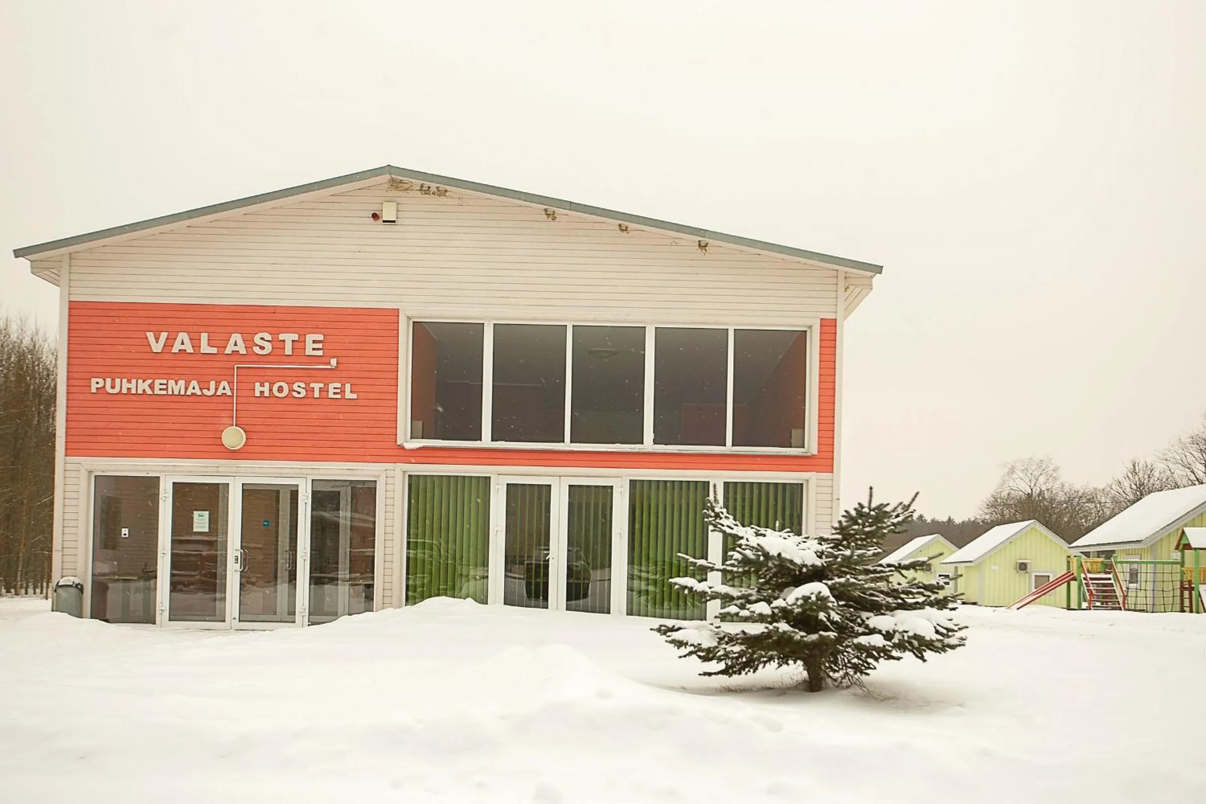 Facade/entrance in Valaste Puhkeküla