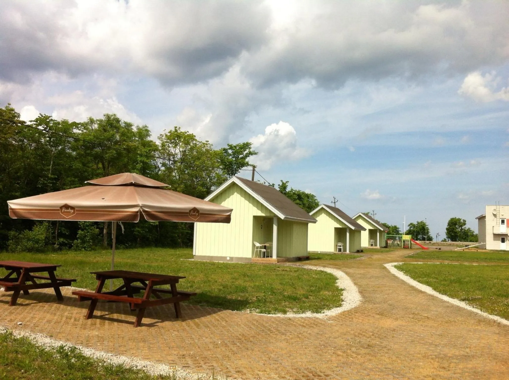 Day in Valaste Puhkeküla