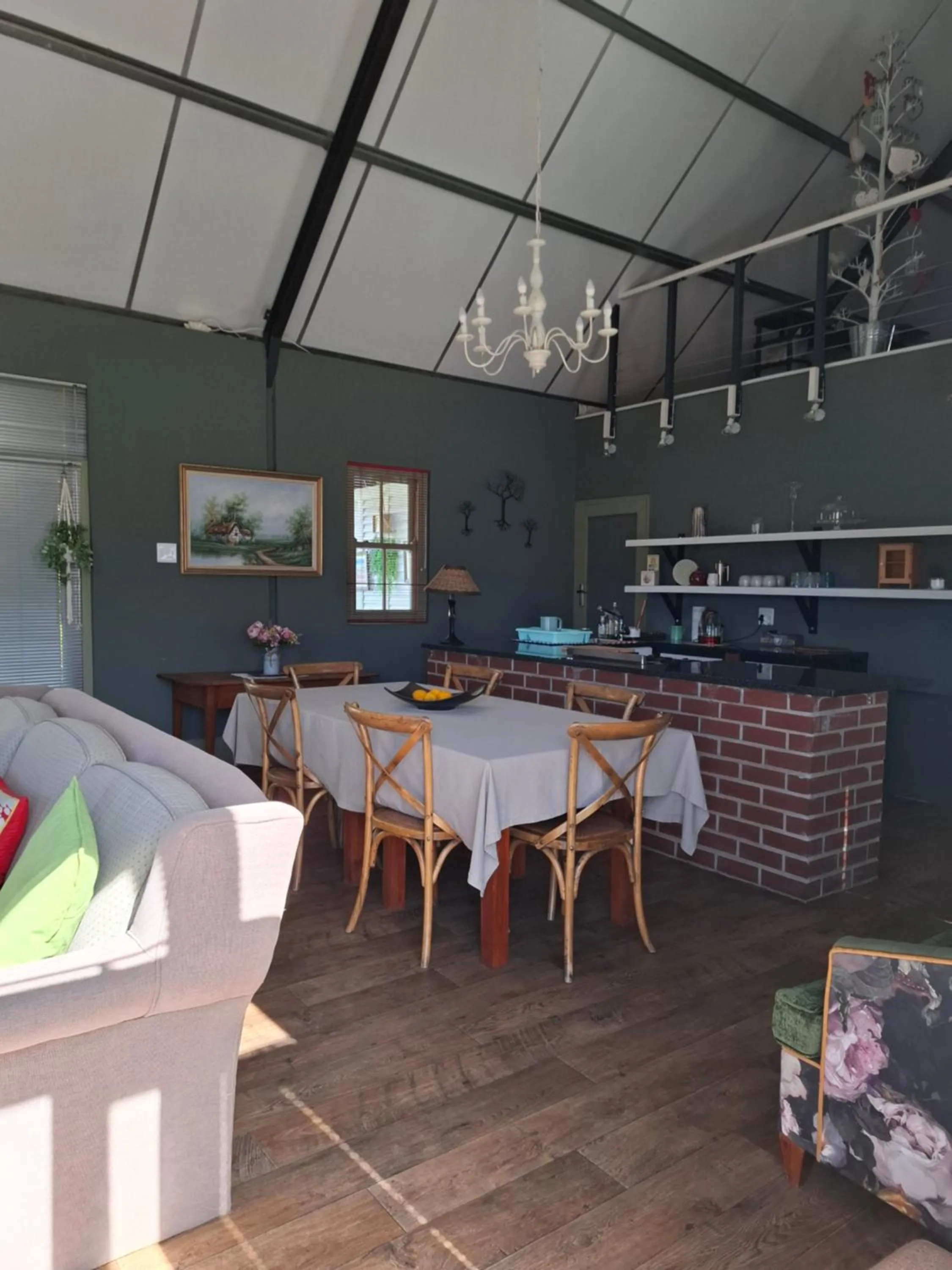 Kitchen or kitchenette in The Vineyard Country House