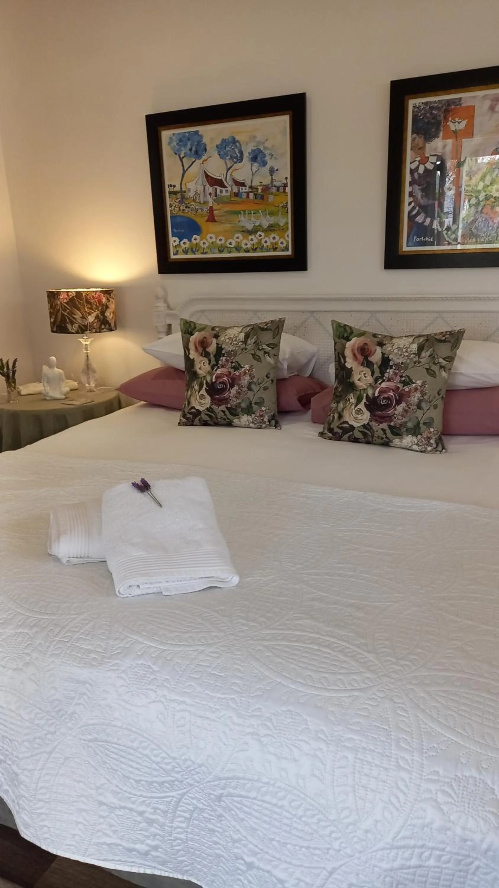 Bed in The Vineyard Country House