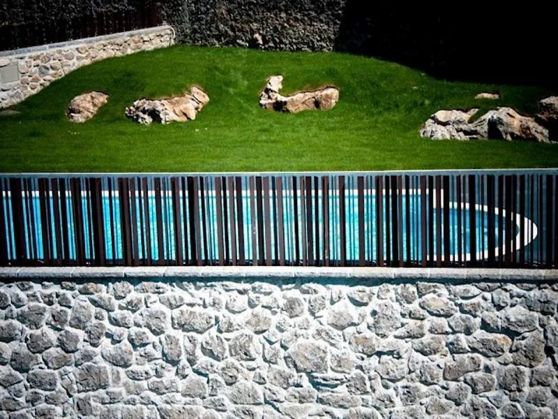 Swimming pool in Hotel Villa Marrón