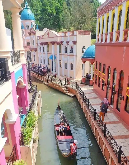 Villa Miky Kota Bunga Puncak Cianjur Bogor