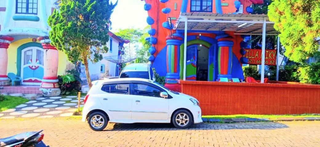 Villa Miky Kota Bunga Puncak Cianjur Bogor