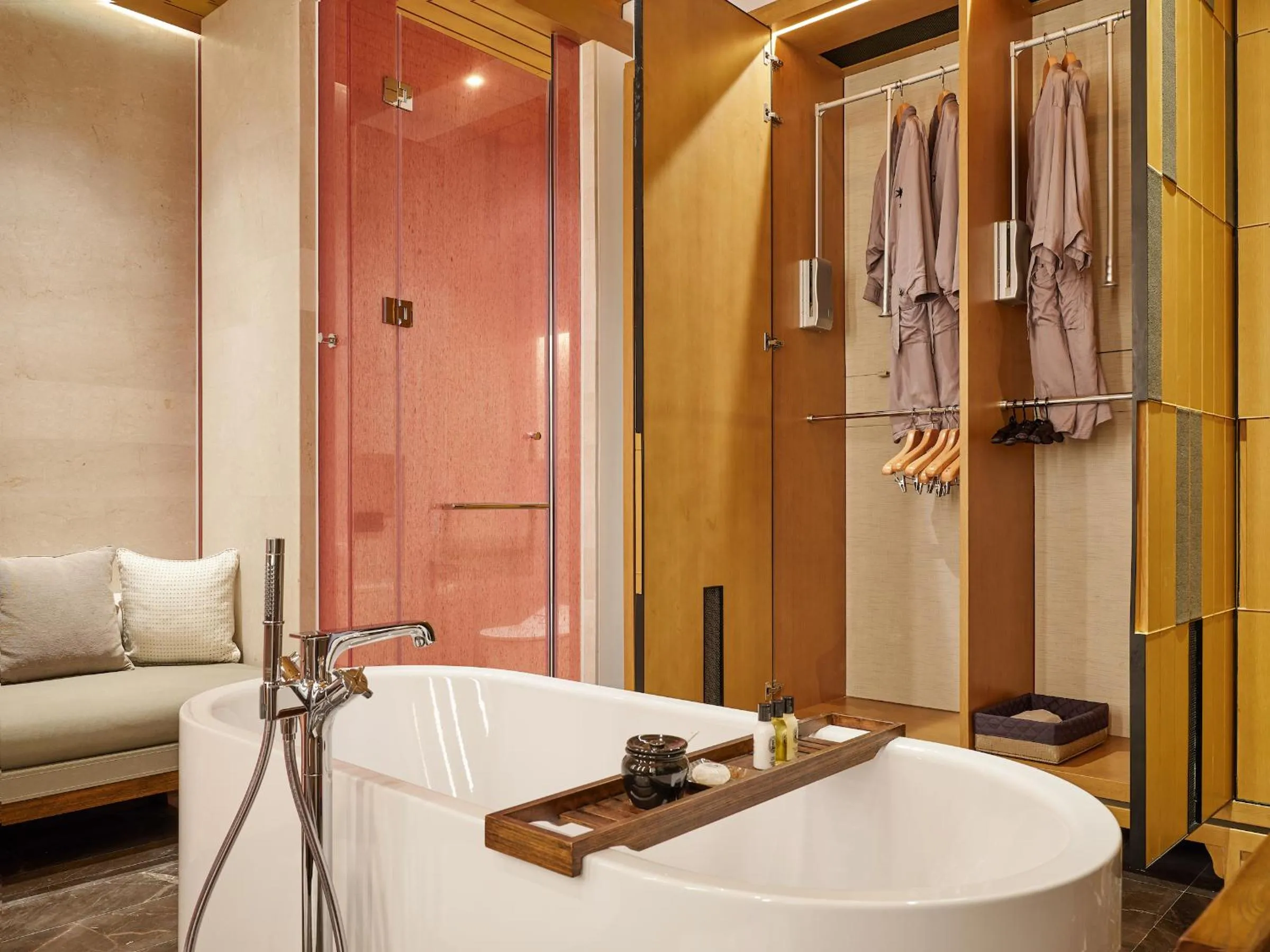 Bathroom in Capella Tufu Bay, Hainan