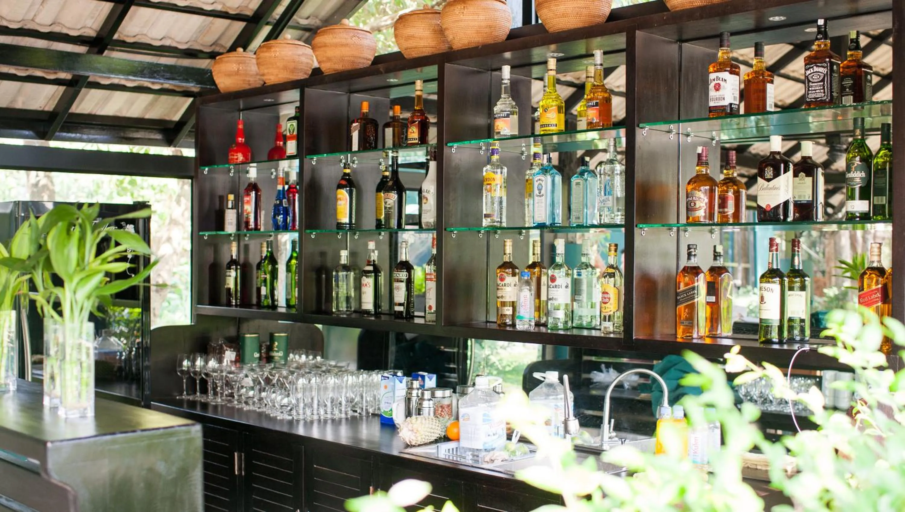 Alcoholic drinks in Hotel De La Renaissance