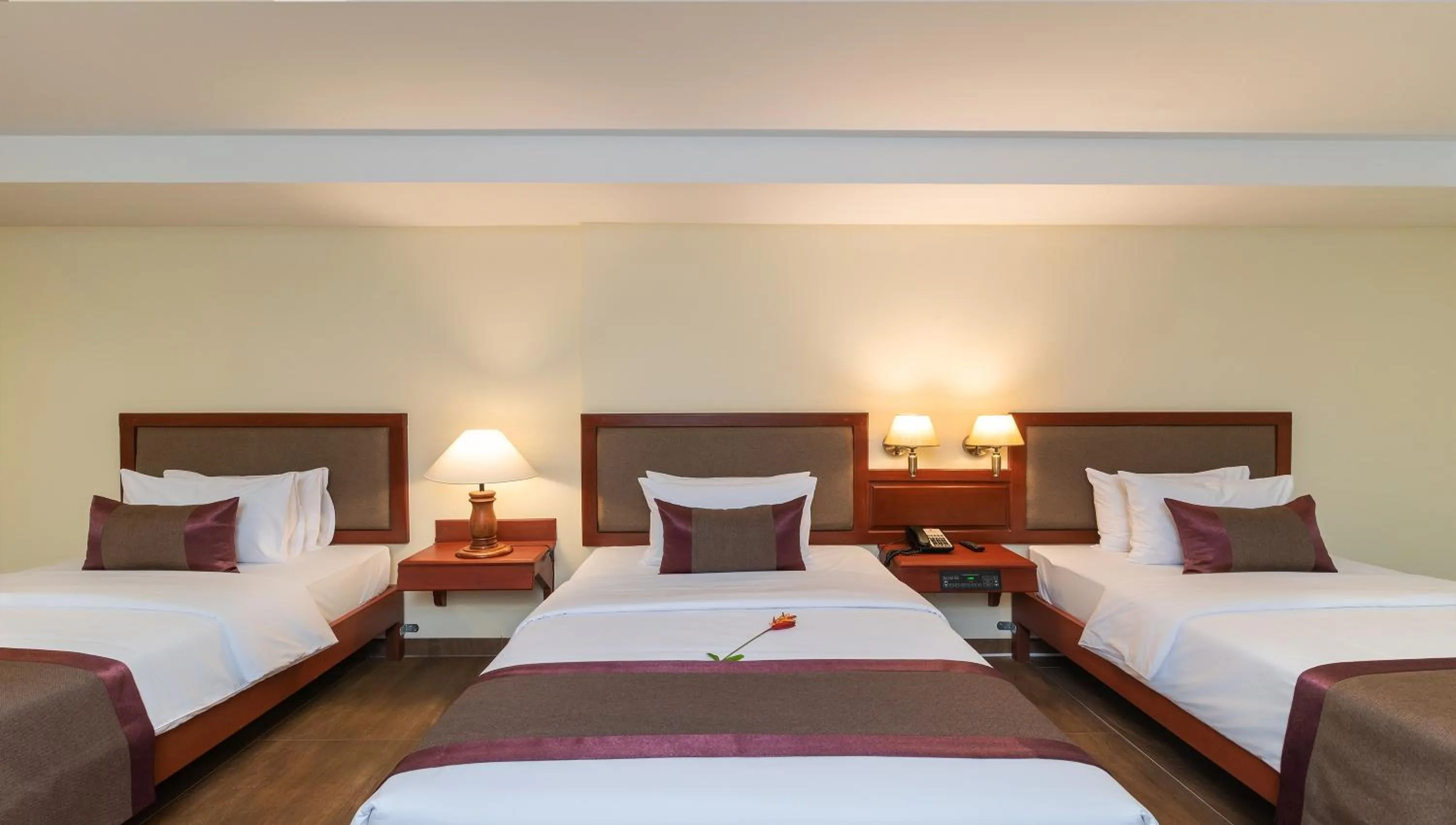 Bedroom, Bed in Hotel De La Renaissance