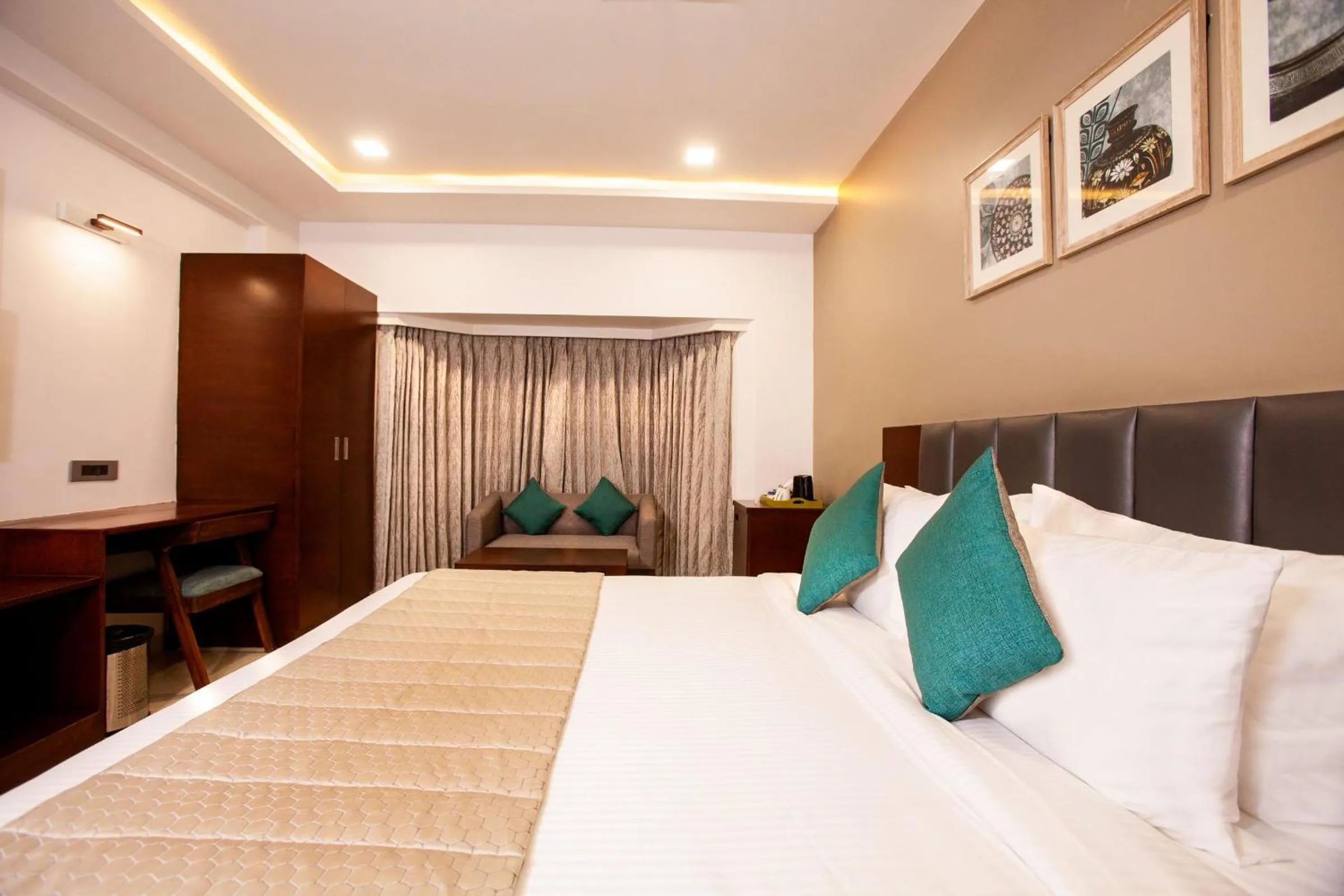 Bed in Mango Suites Viera