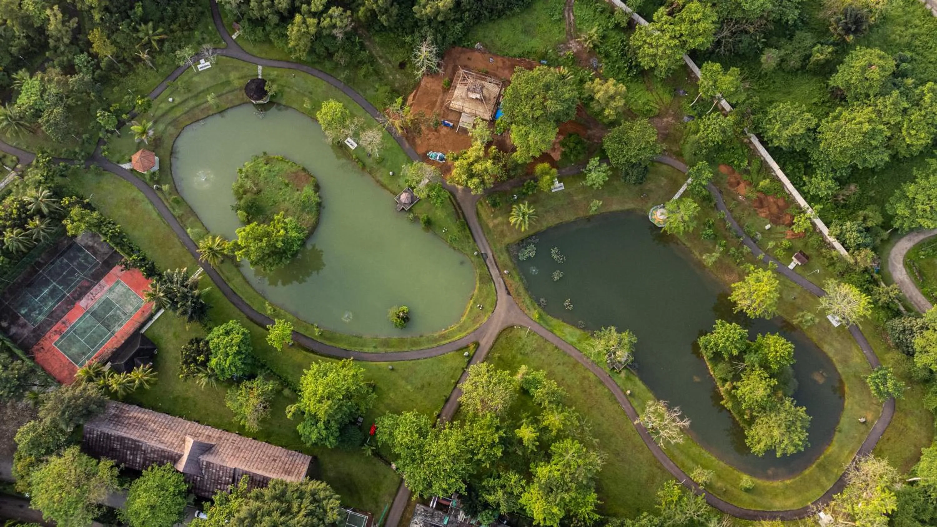 Lake view in Mutiara Carita Cottages
