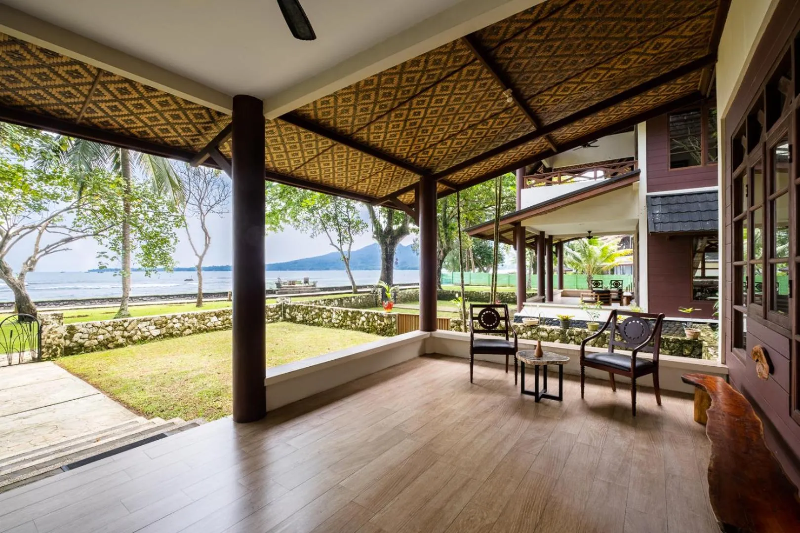 Balcony/Terrace in Mutiara Carita Cottages
