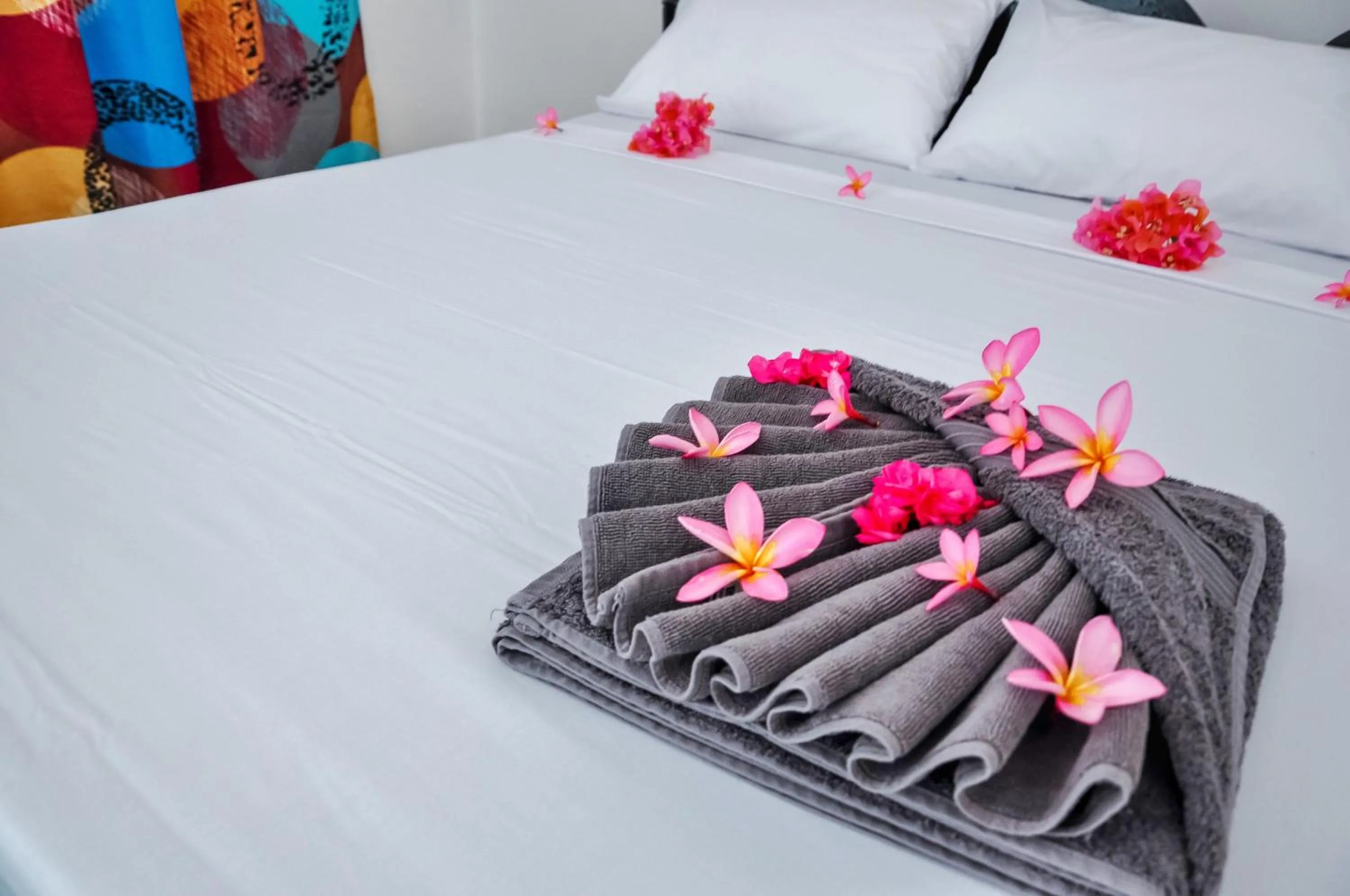 towels, Bed in Papaya Guest House Nungwi