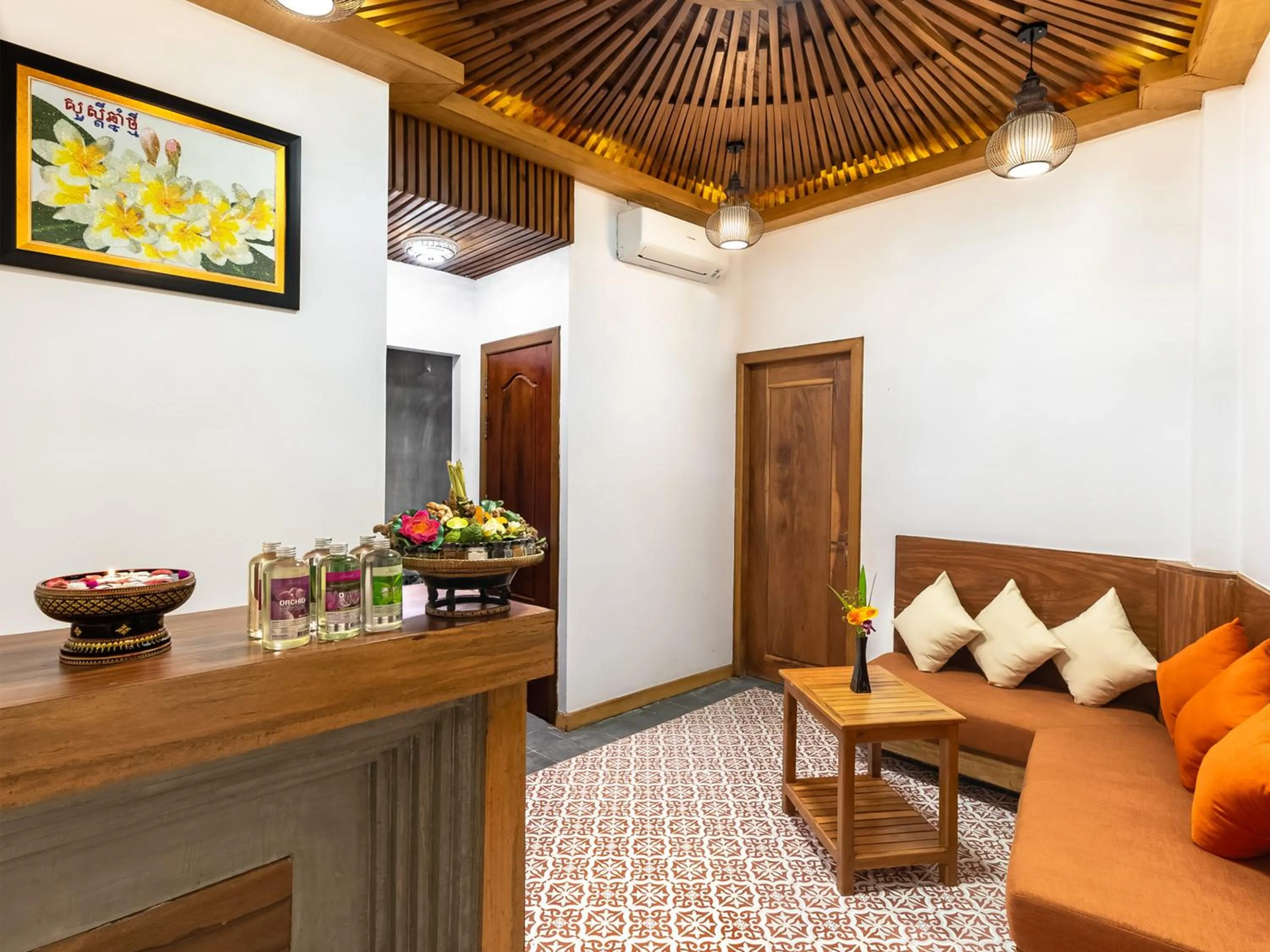 Living room in Cheata Residence