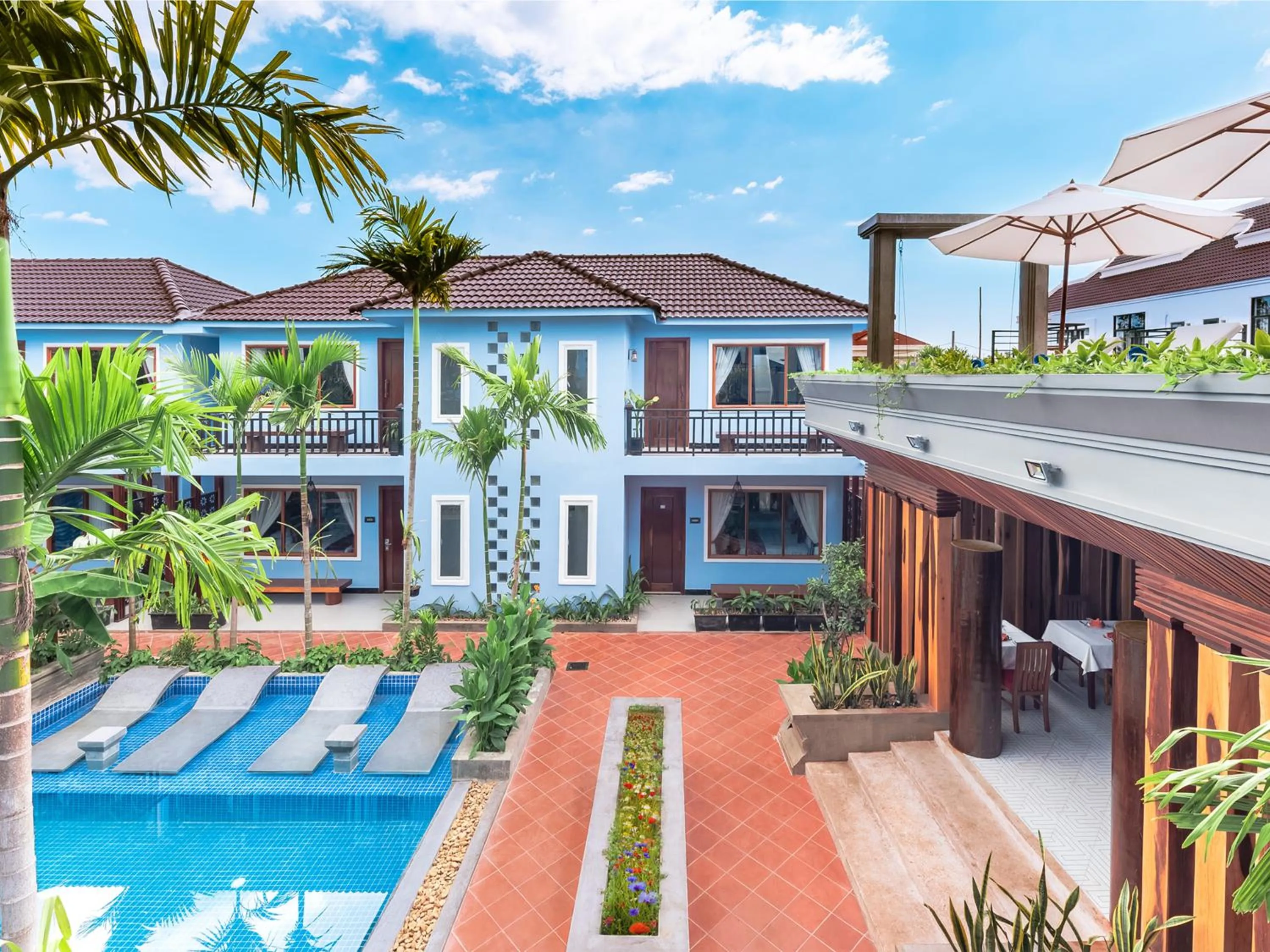 Property building in Cheata Residence