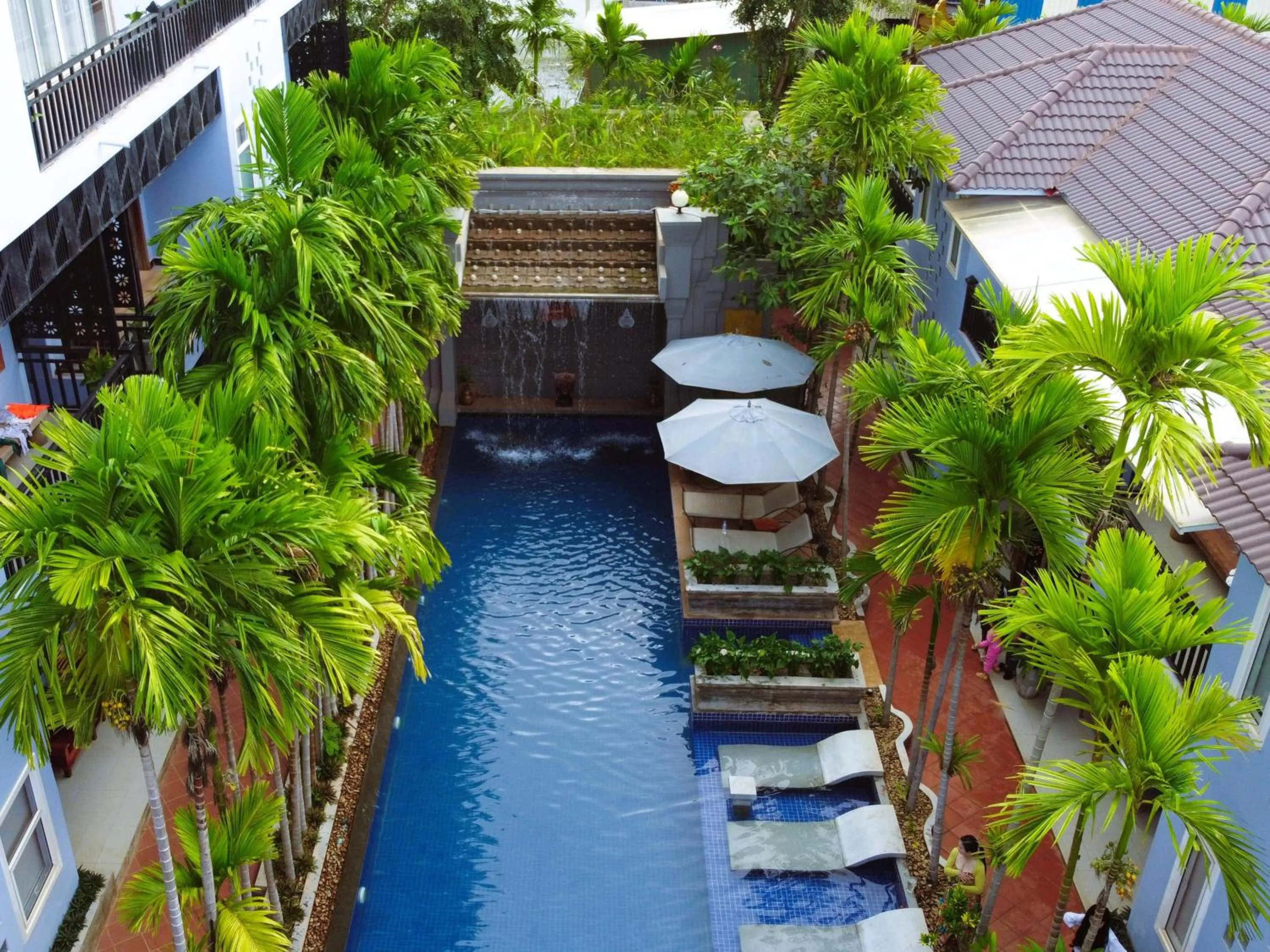 Property building in Cheata Residence