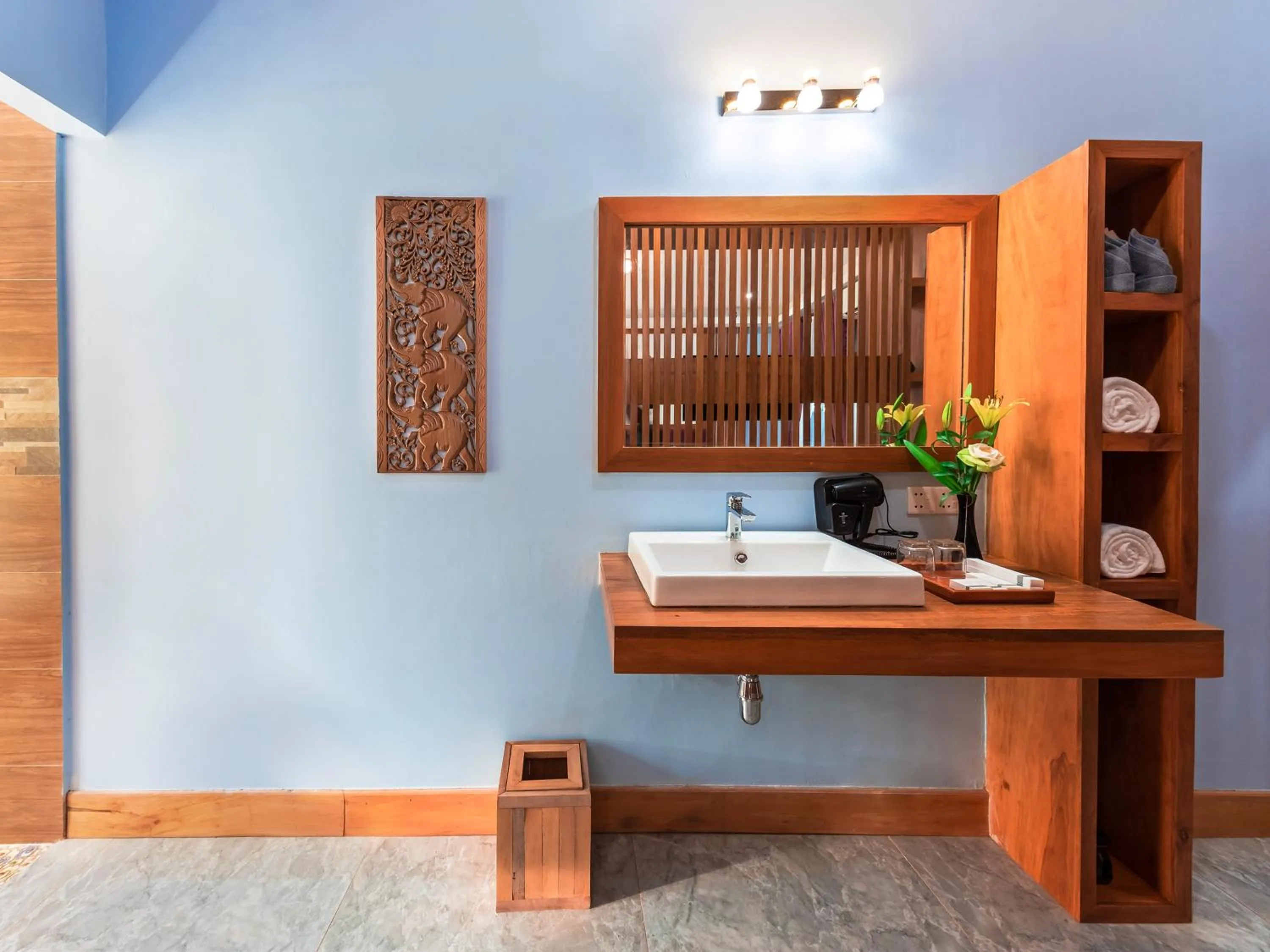 Bathroom in Cheata Residence