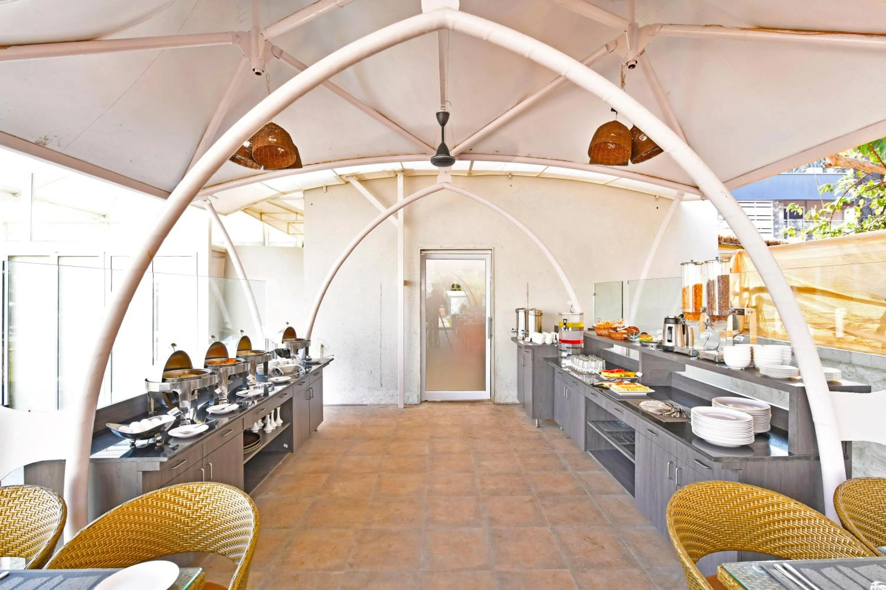 Restaurant/places to eat in Meritas Countryside Resort Lonavala