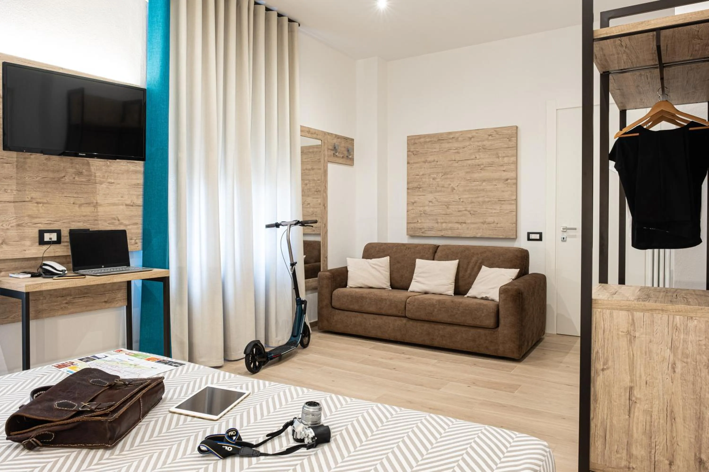 Photo of the whole room in Cuneo Hotel