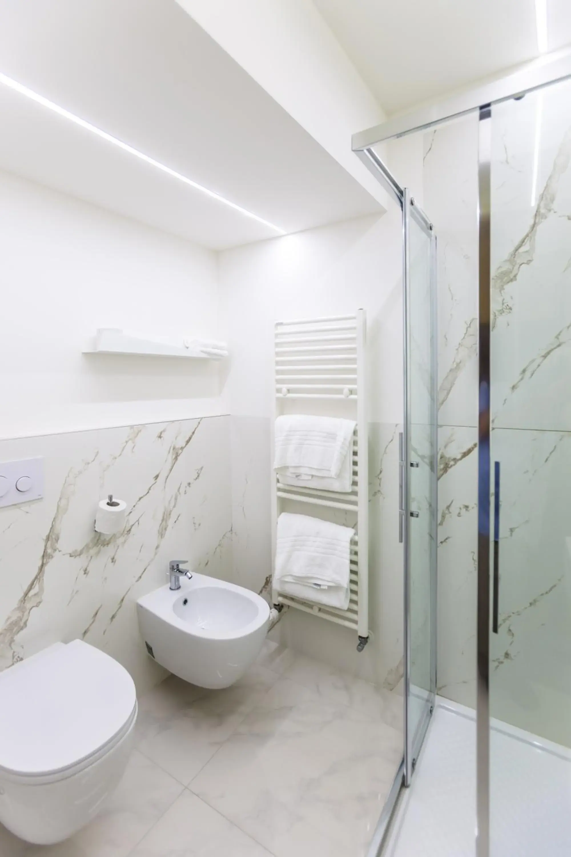 Double Room (1 Adult) in Cuneo Hotel Double Room (1 Adult) in Cuneo Hotel