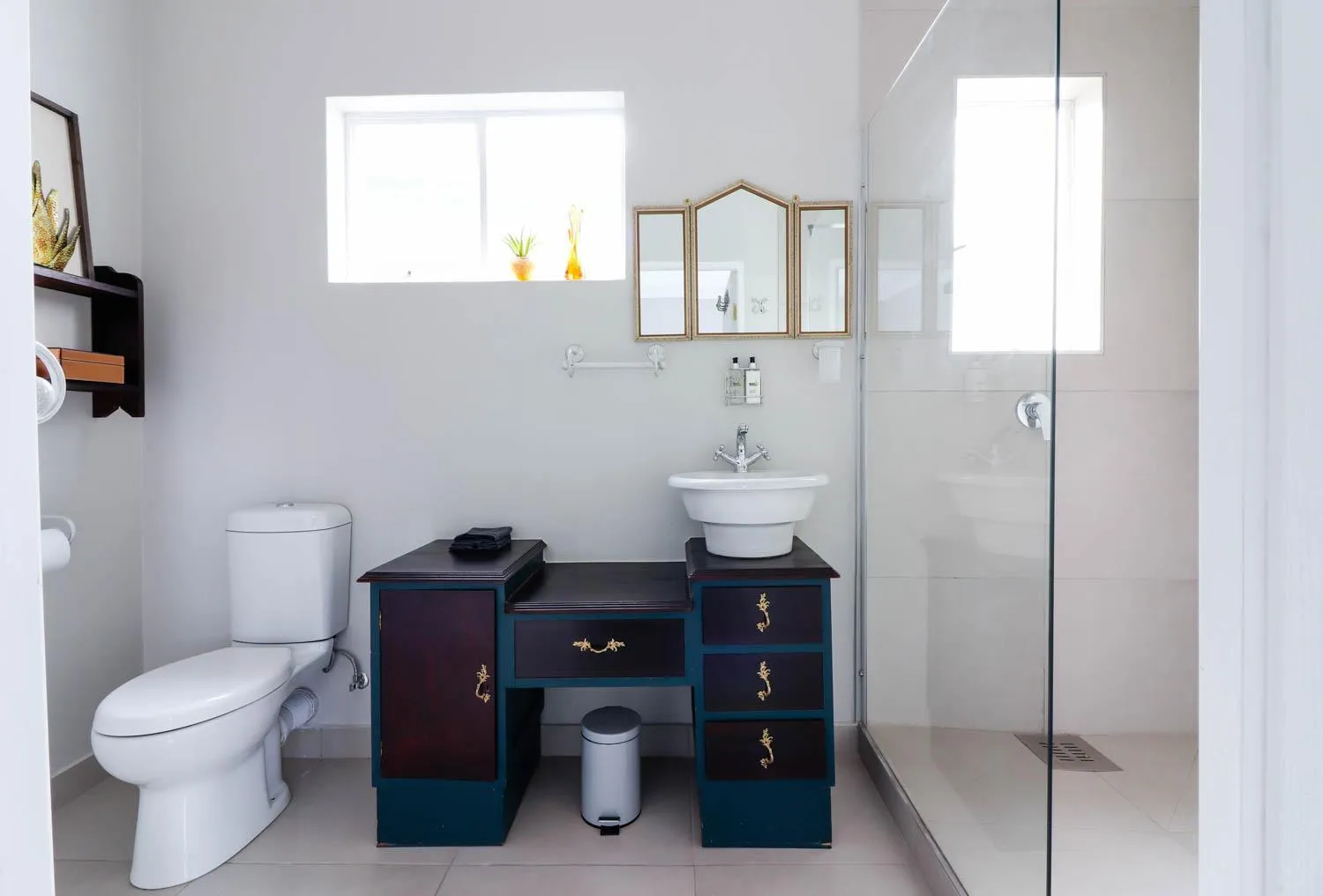 Shower in Arbour1 Guesthouse