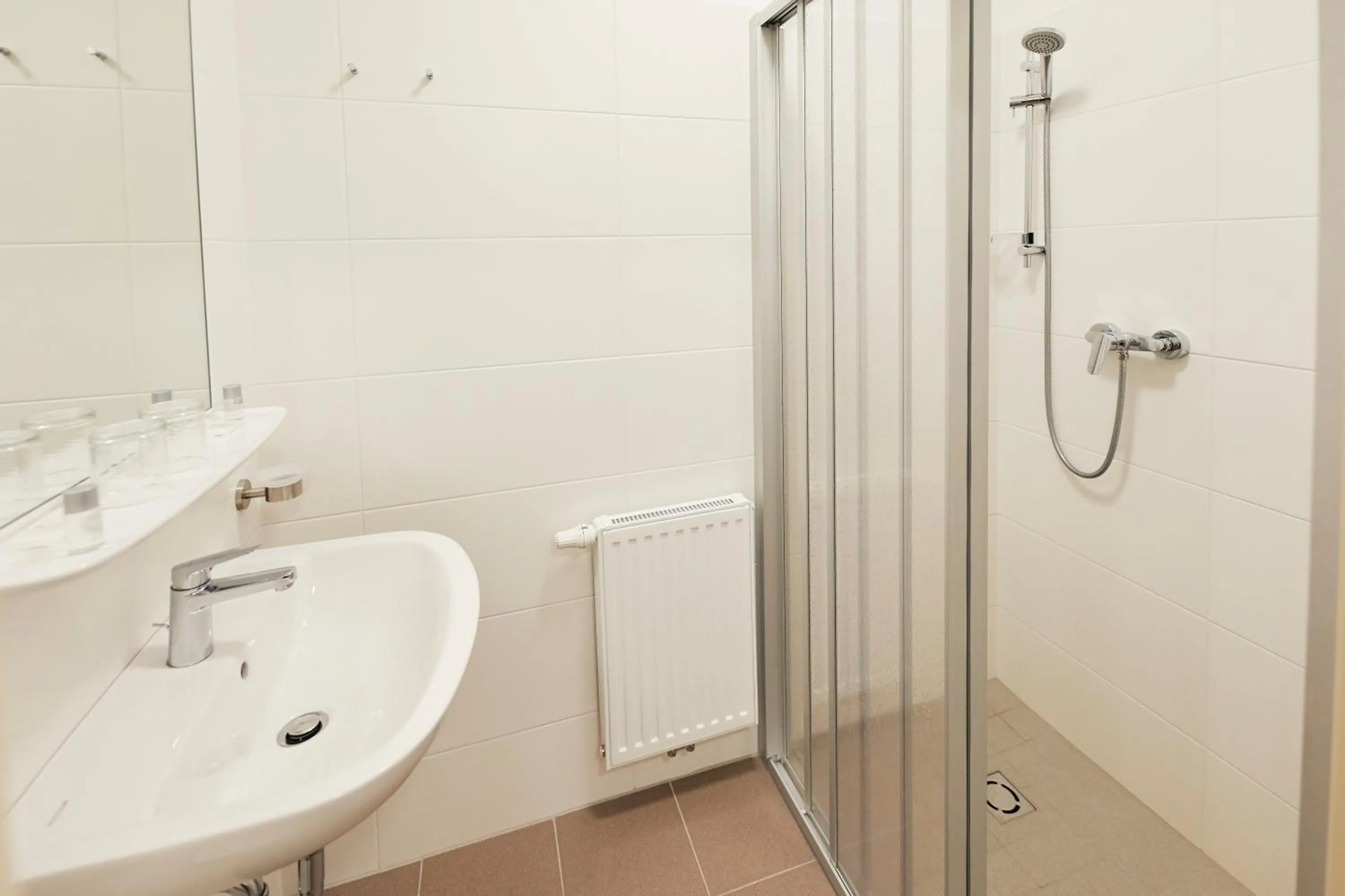 Shower in I AM HOTEL Leoben