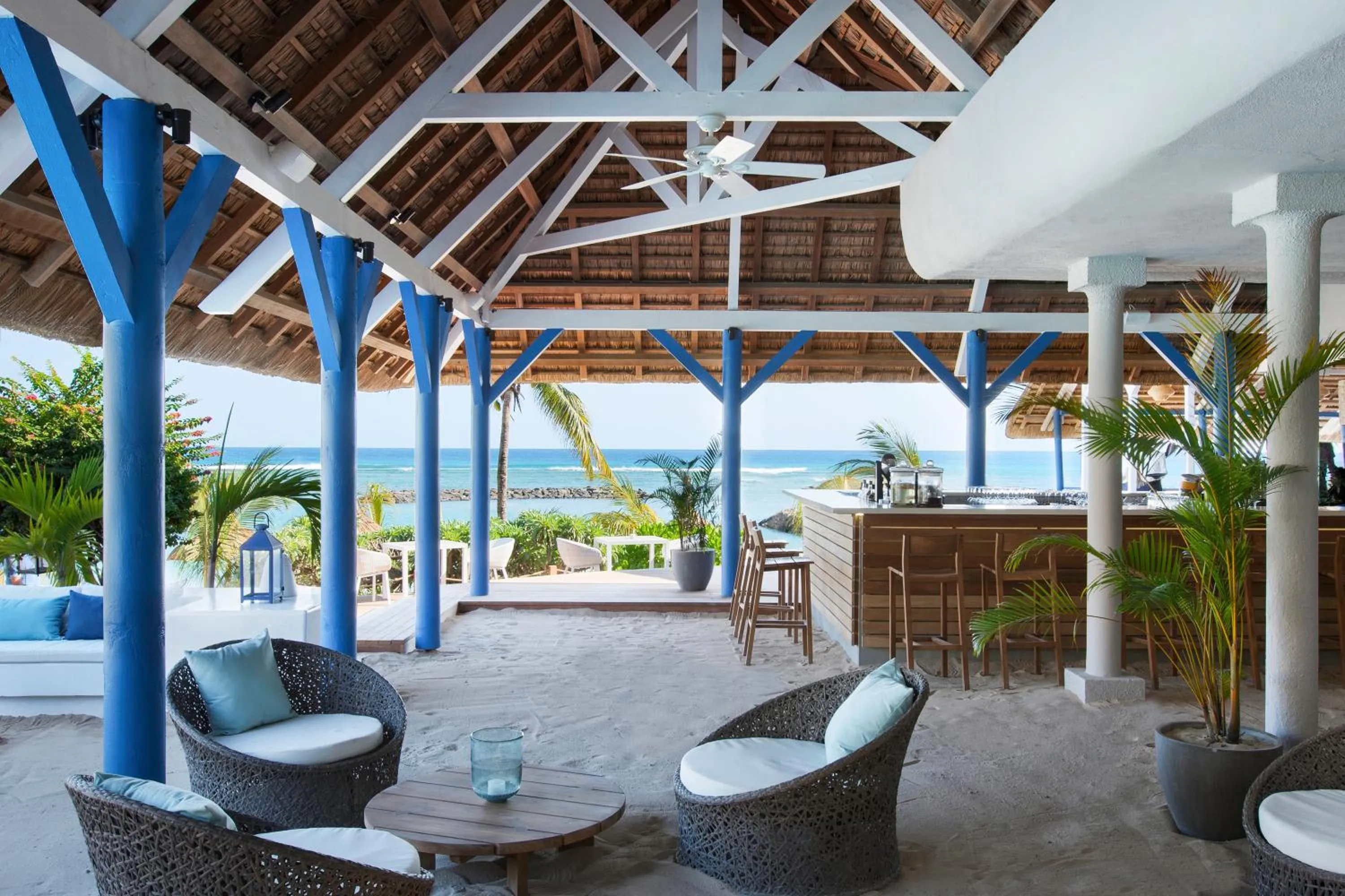Lounge or bar in Veranda Pointe Aux Biches Hotel & Spa