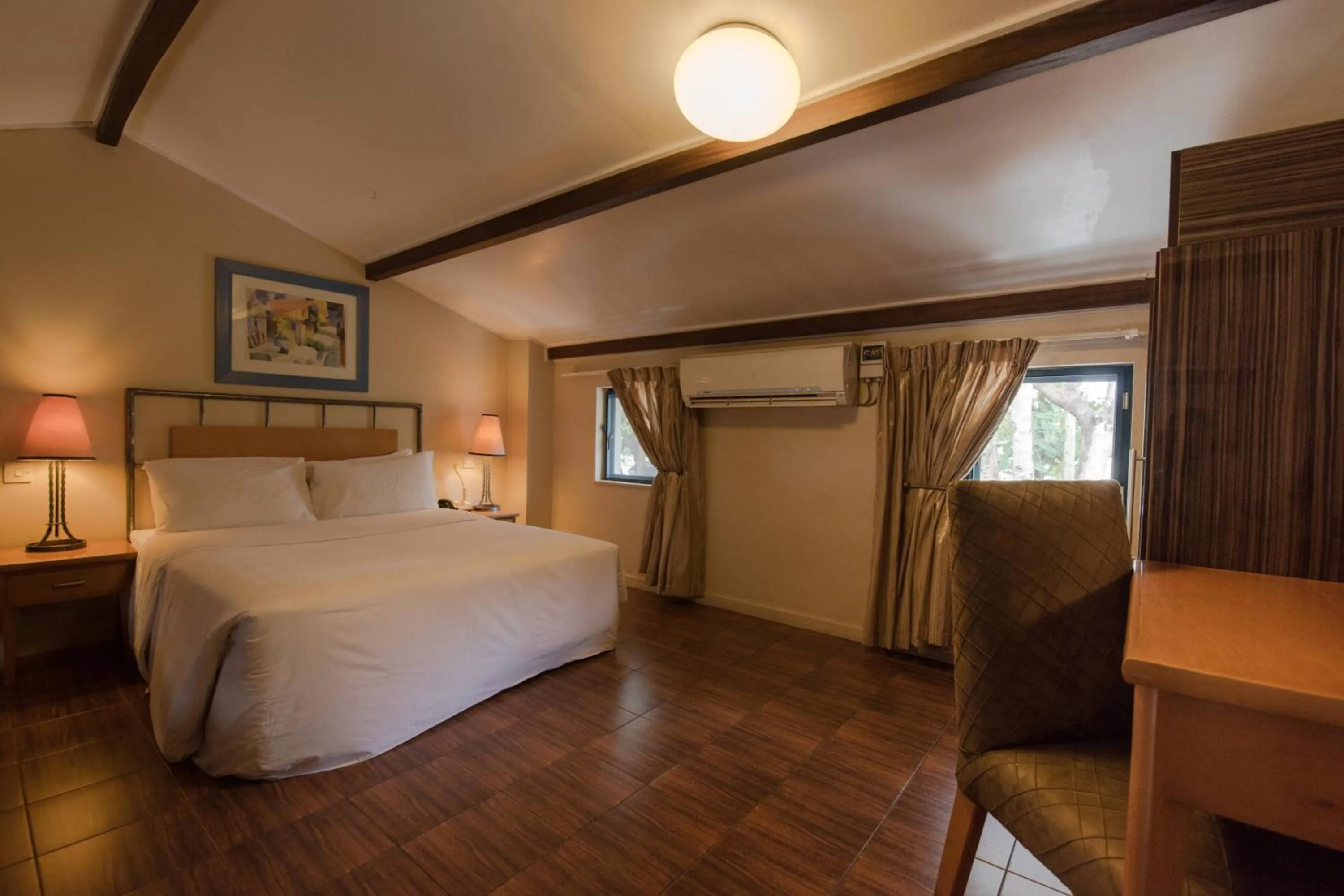Bedroom, Bed in Protea Hotel by Marriott Dar es Salaam Oyster Bay
