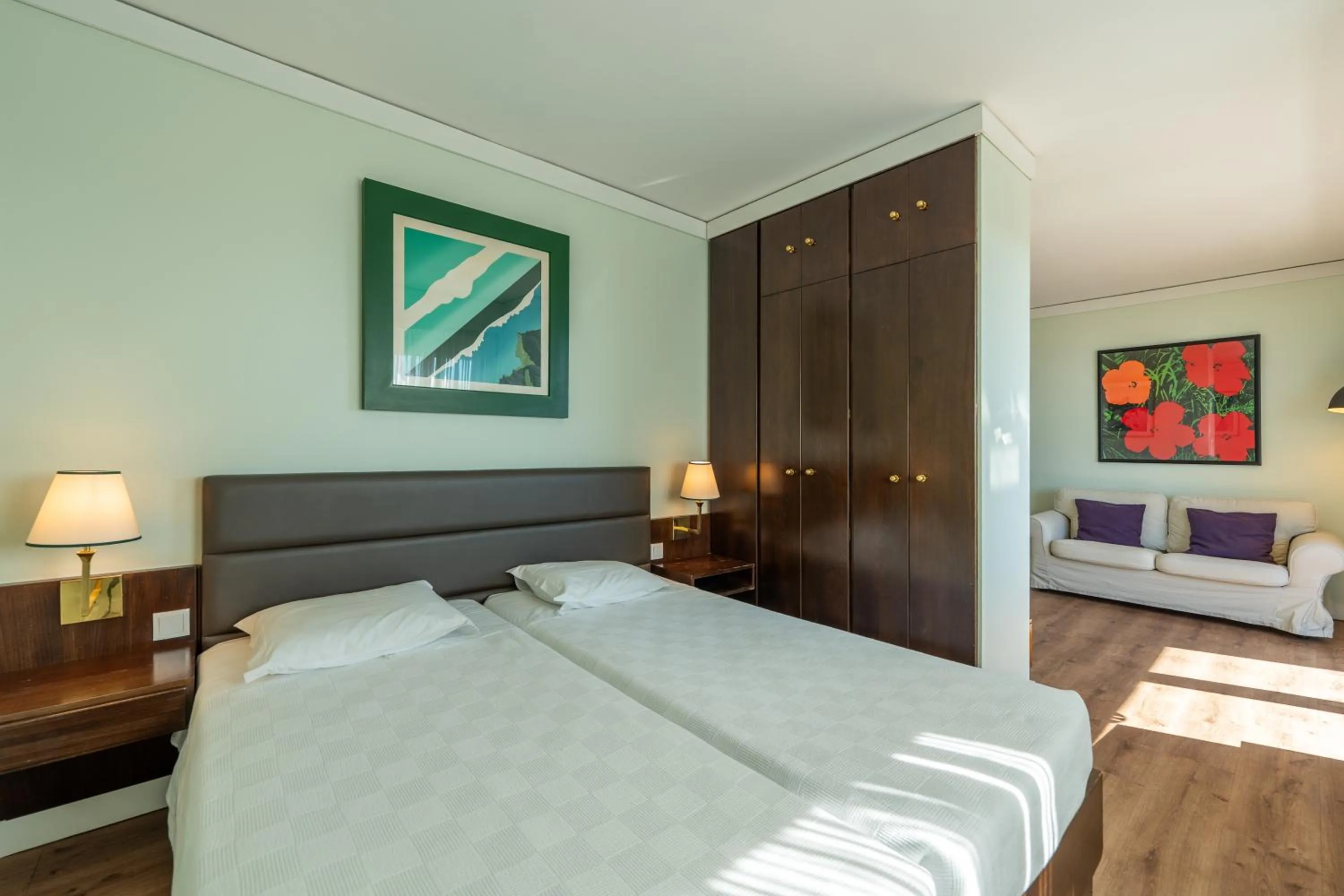 Bedroom, Bed in Hotel Apartamento Solverde