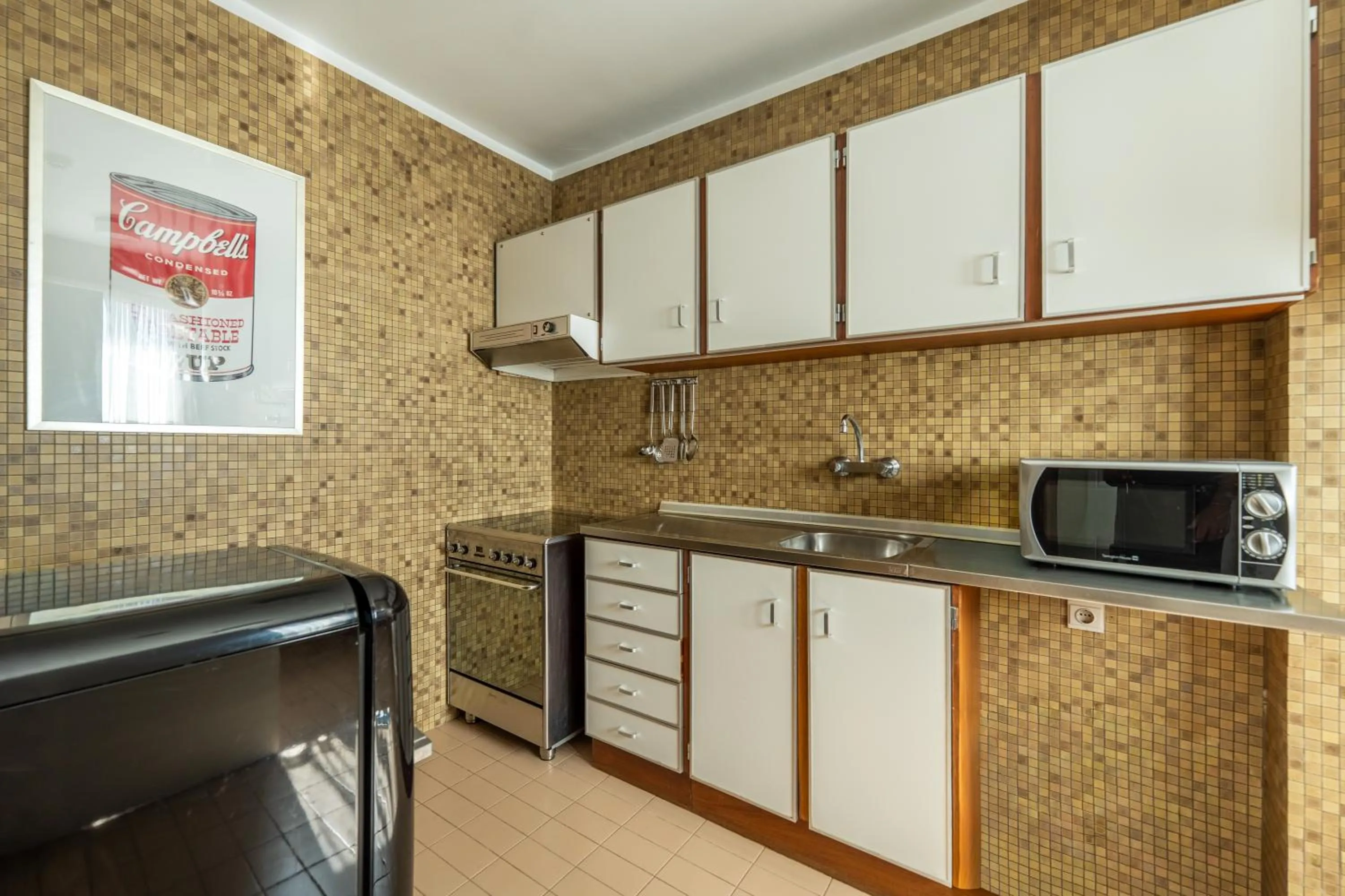 Kitchen or kitchenette in Hotel Apartamento Solverde