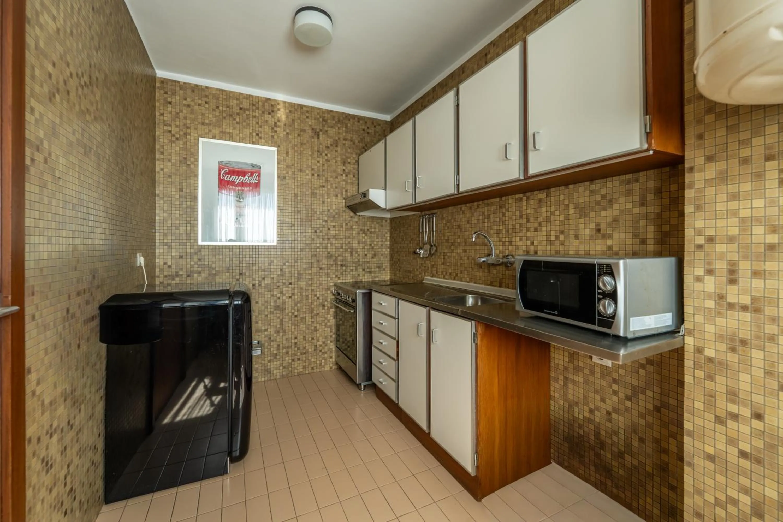 kitchen in Hotel Apartamento Solverde