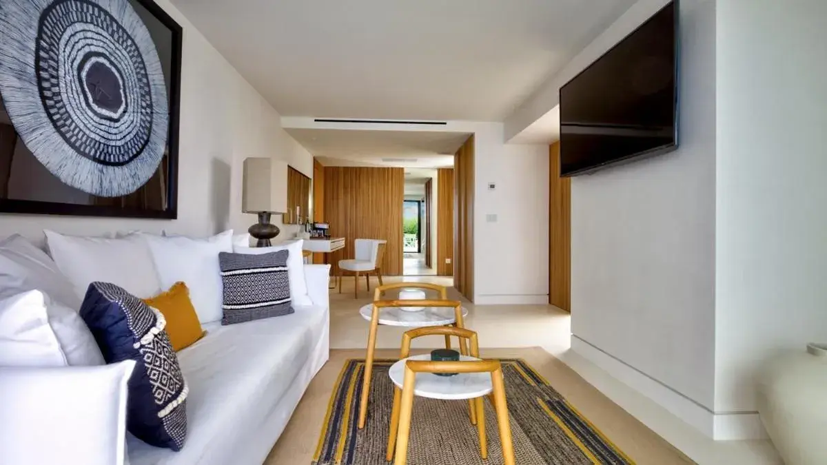 Front Sea View Grand Suite with Private Heated Pool in The Island Concept Luxury Boutique Hotel Heated Pool Front Sea View Grand Suite with Private Heated Pool in The Island Concept Luxury Boutique Hotel Heated Pool