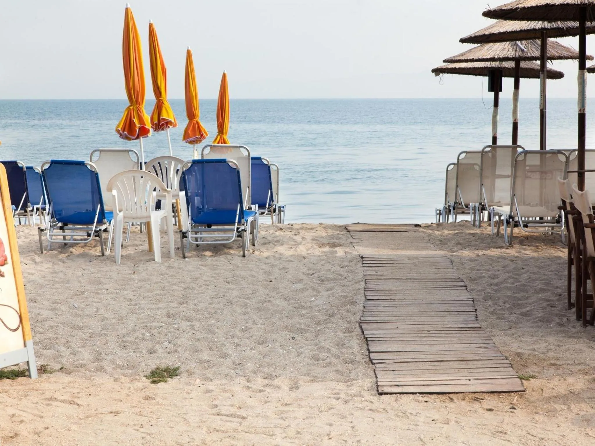 Summer in Hotel Almira