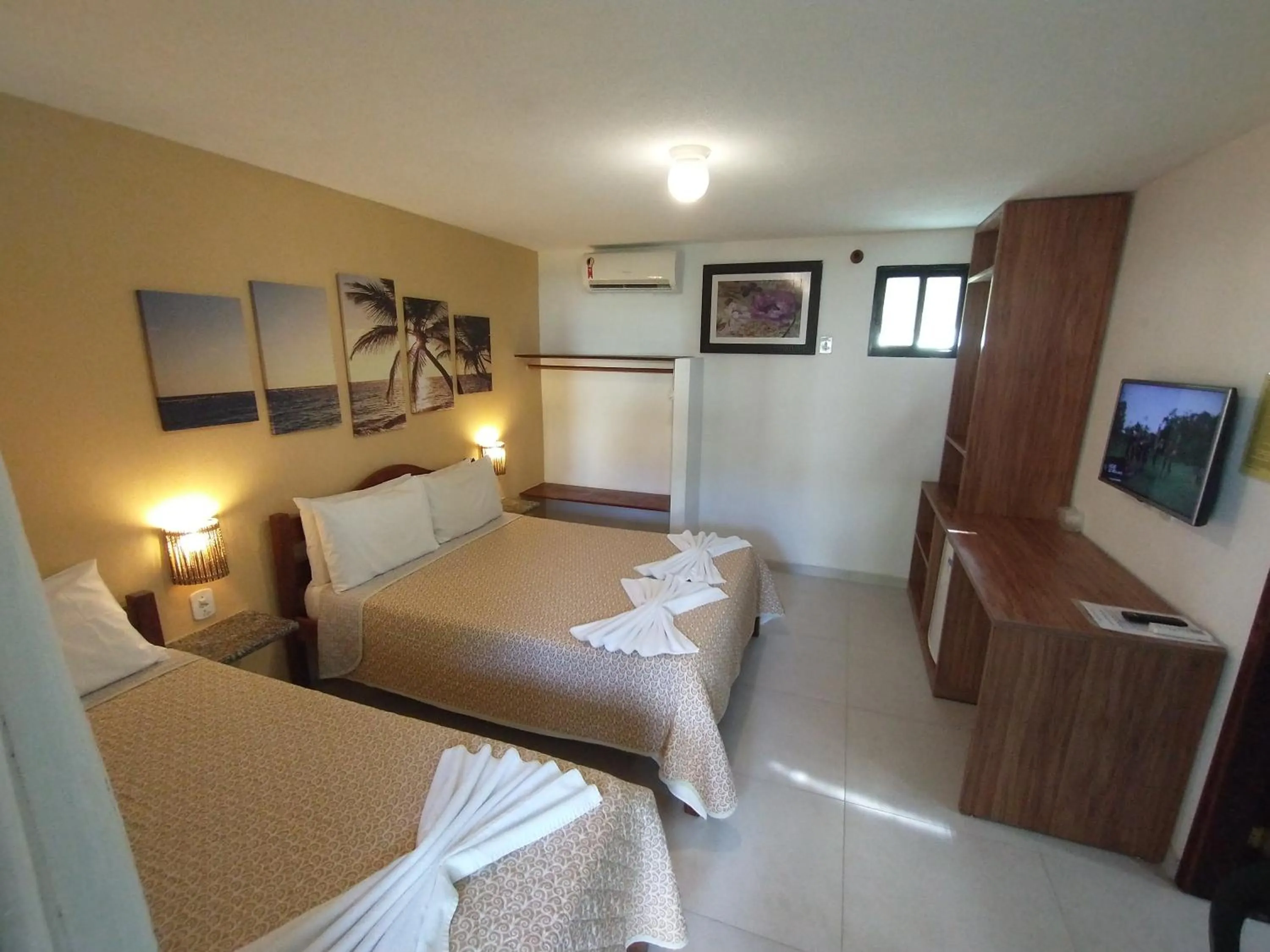 Bed in Hotel Coco Beach