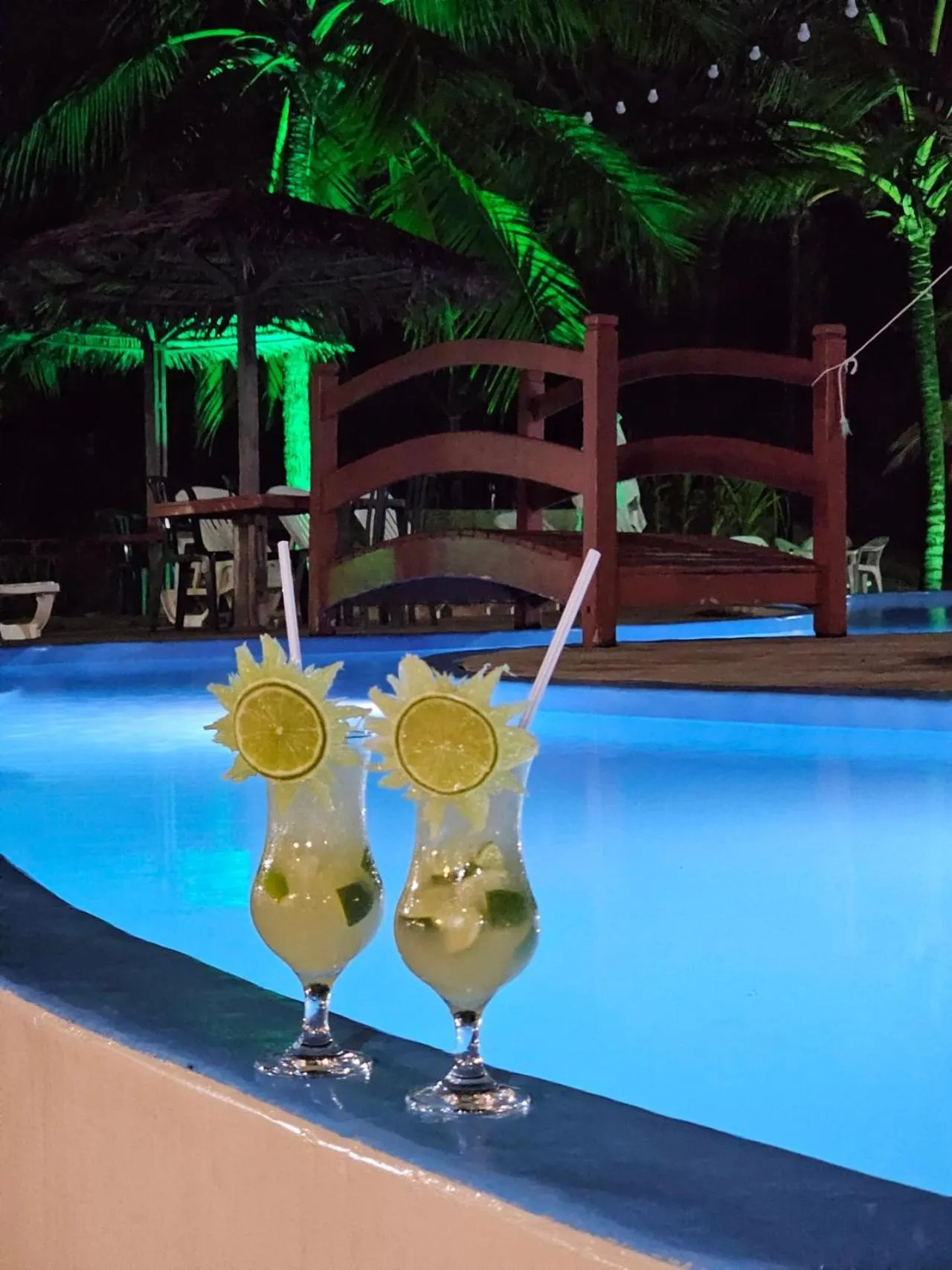 Swimming pool in Hotel Coco Beach