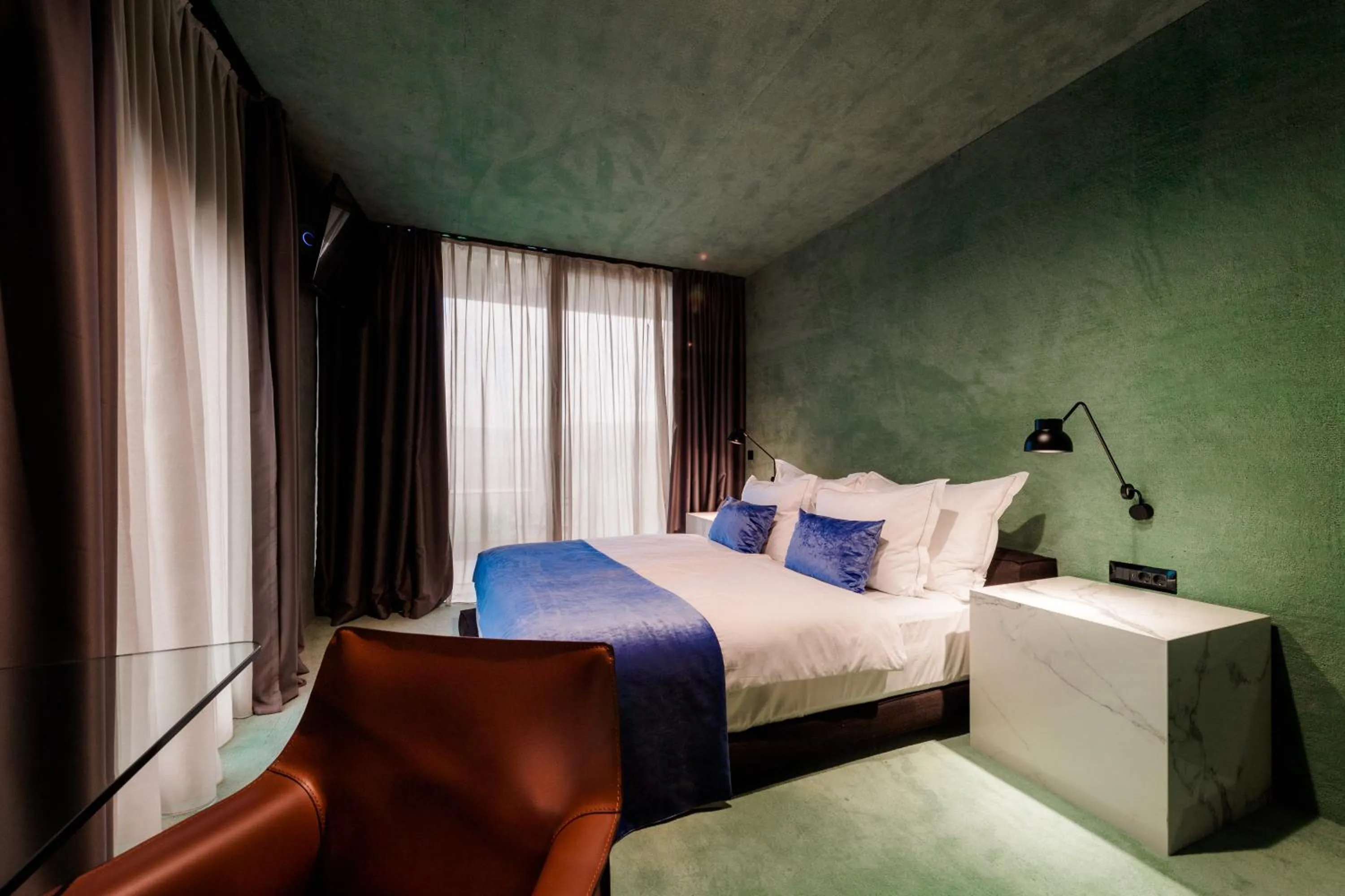 Bedroom, Bed in Winery & Design hotel ROXANICH