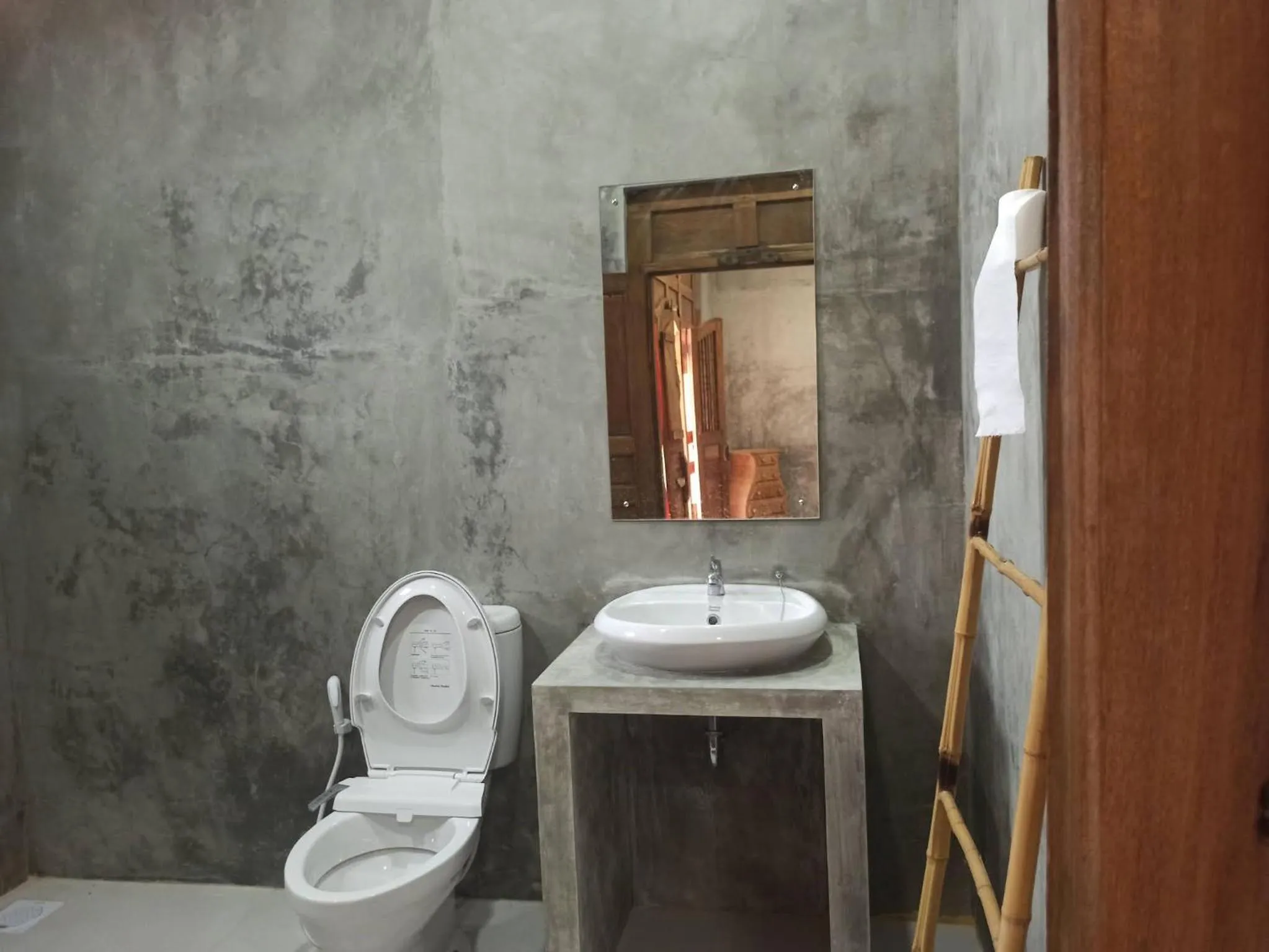Bathroom in Watukarung Ristu Homestay