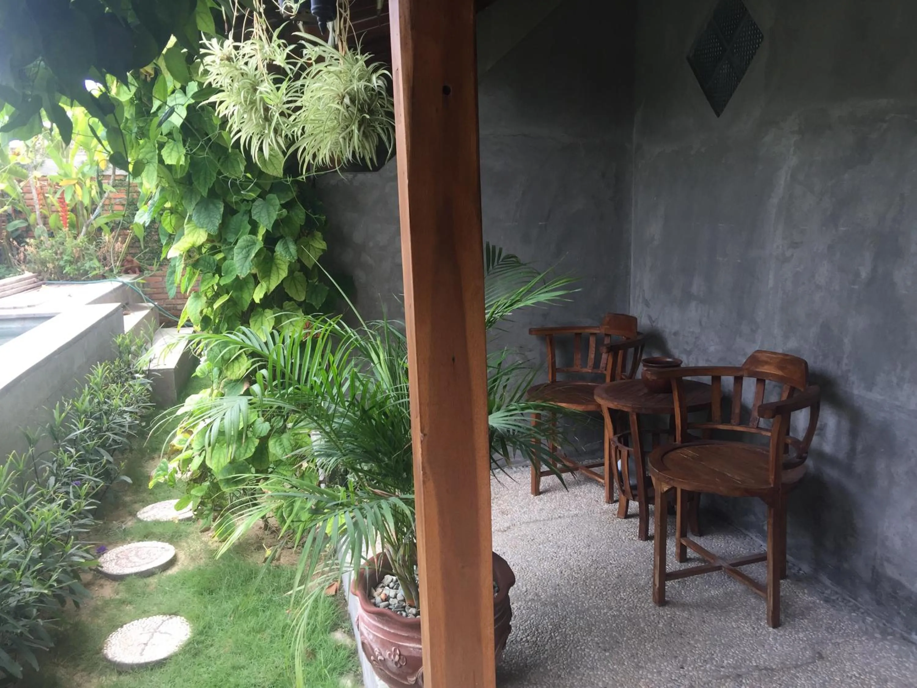 Balcony/Terrace in Watukarung Ristu Homestay