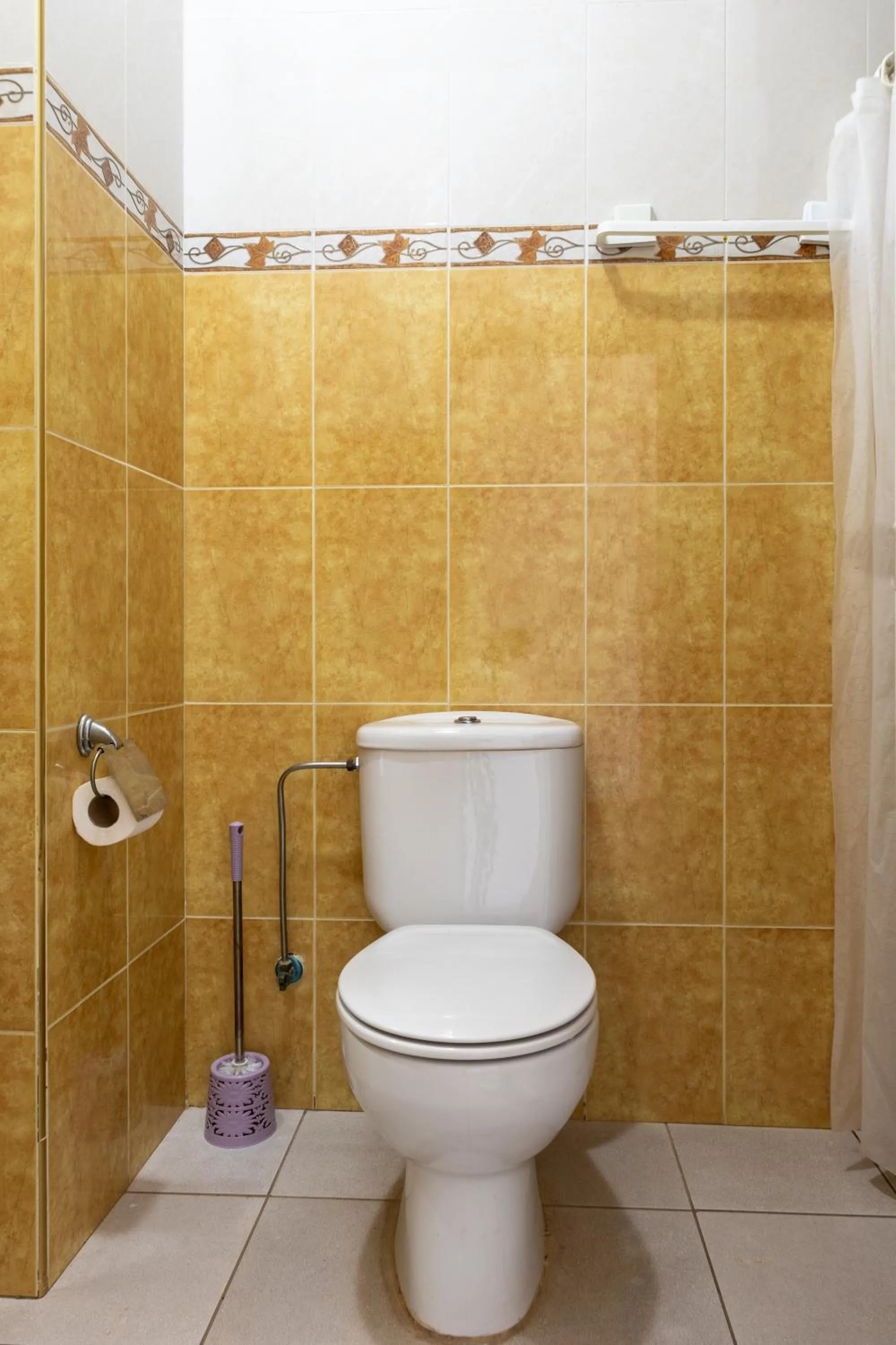 Toilet in Hotel Saint Antoine