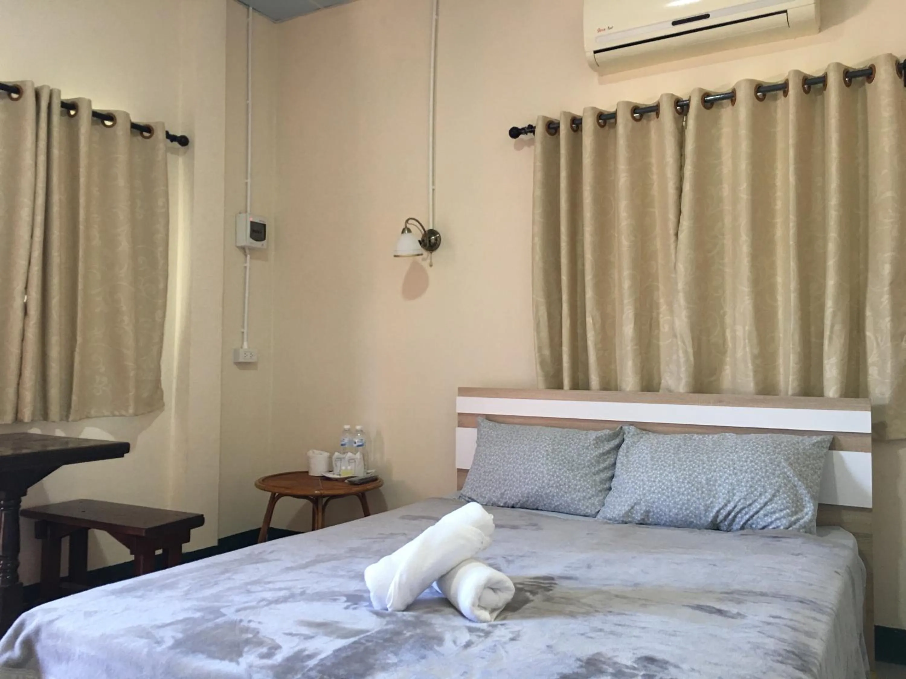 Bed in Muangchaem House