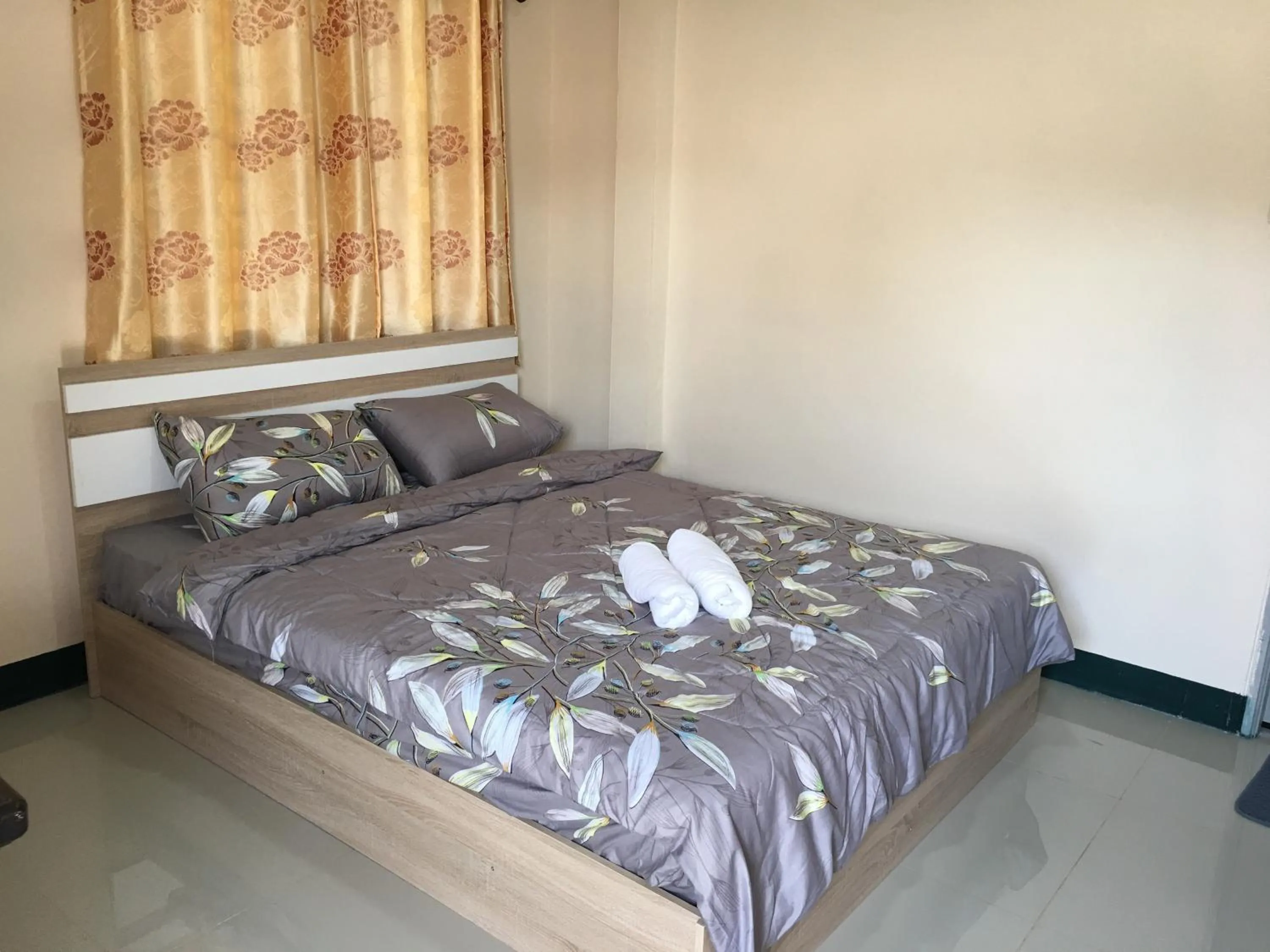 Bed in Muangchaem House