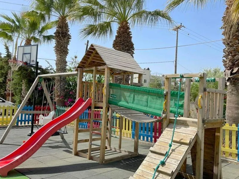 Day in Minoa Apartments