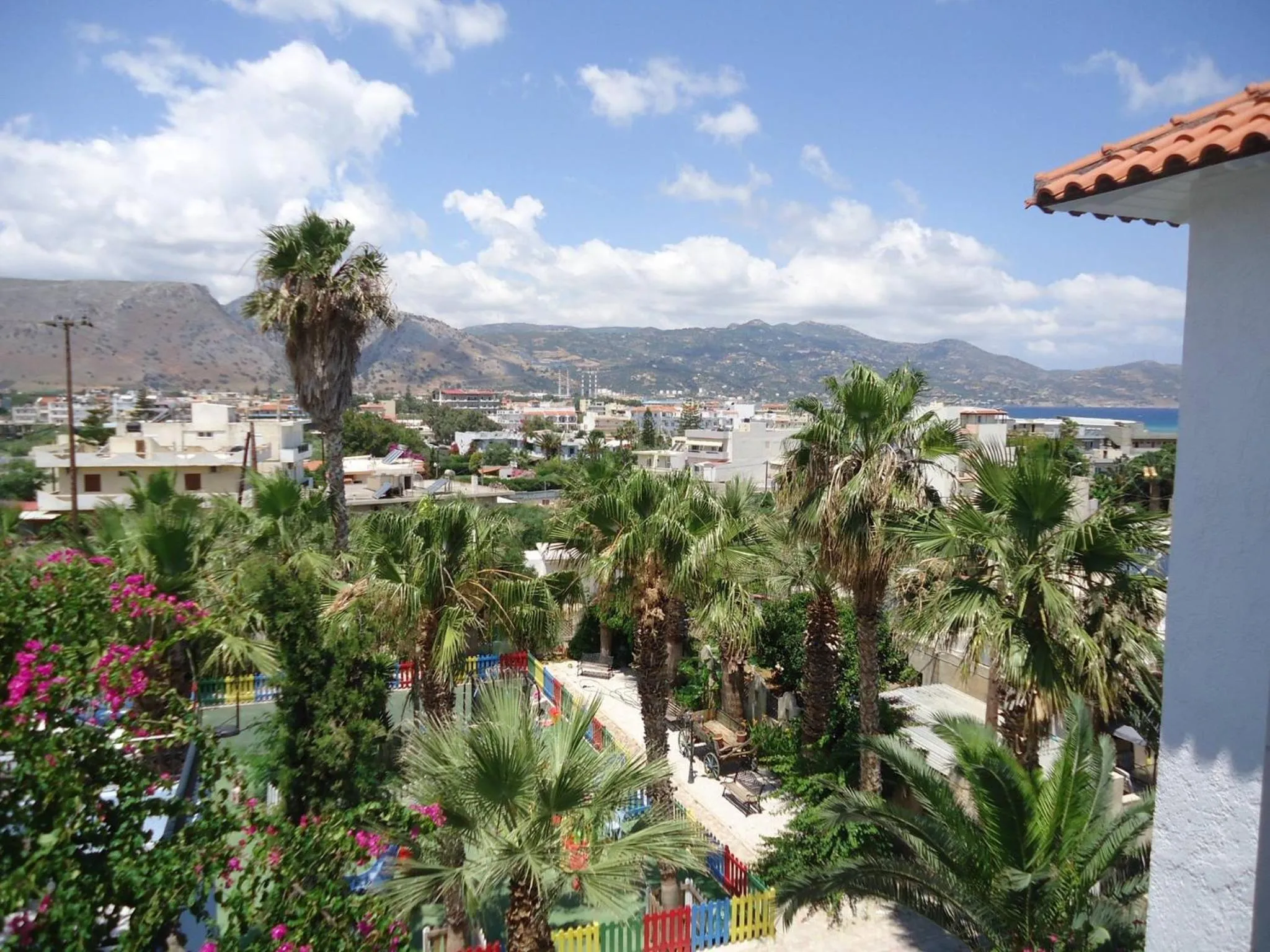 Day in Minoa Apartments