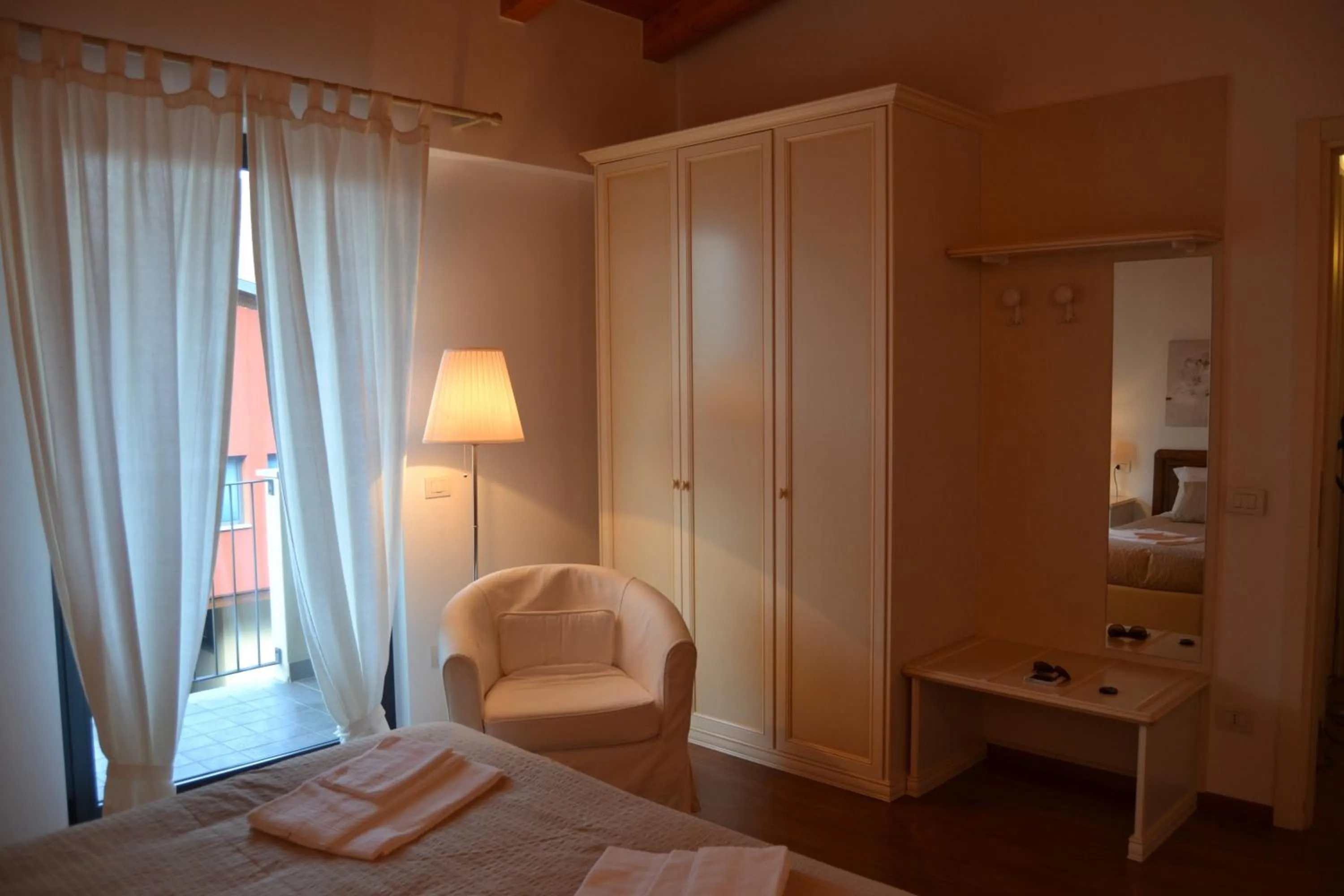 Night, Bed in Residence i Fiori