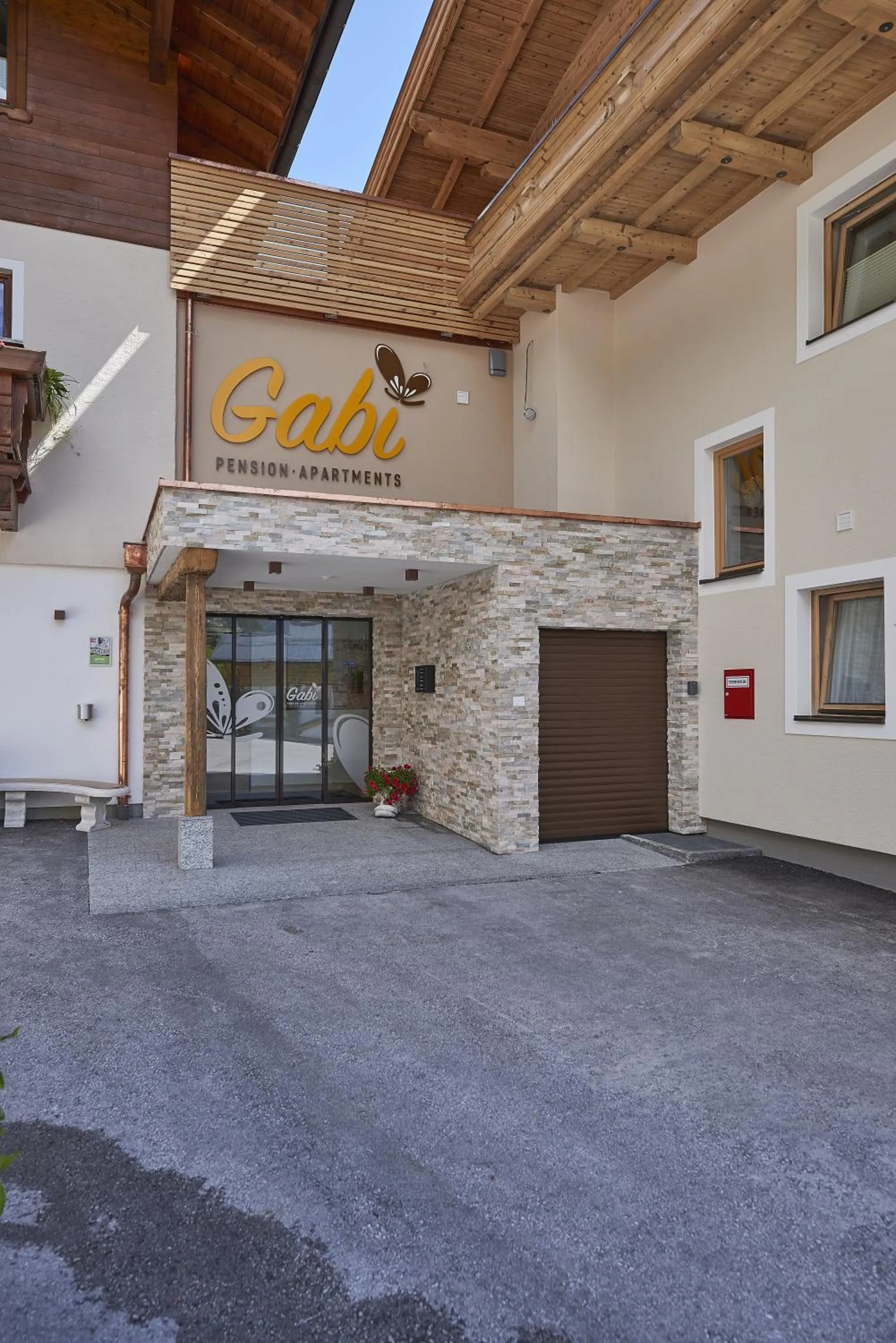 Facade/entrance in Pension Gabi